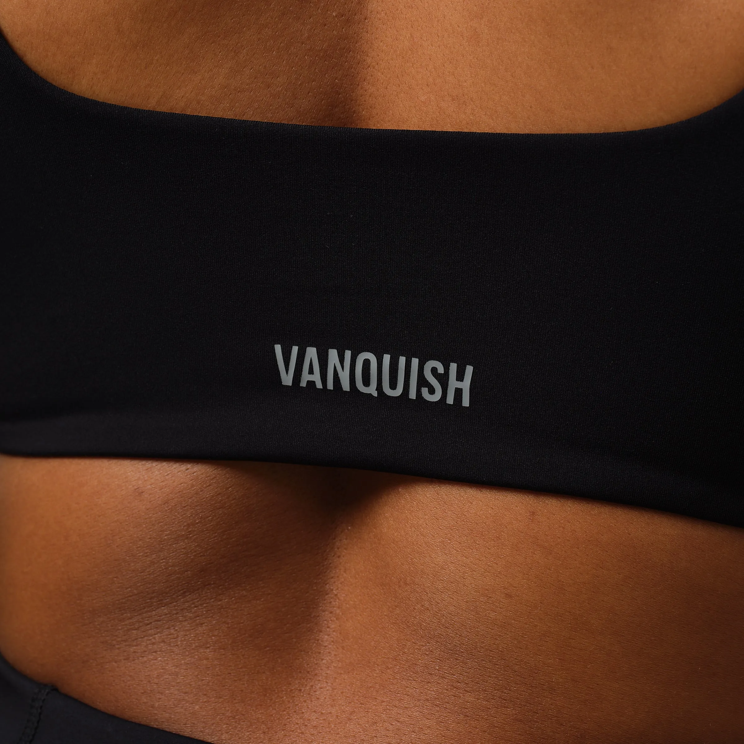 Stylish Embellished seams VANQUISH ENHANCE BLACK TWIST FRONT BRA
