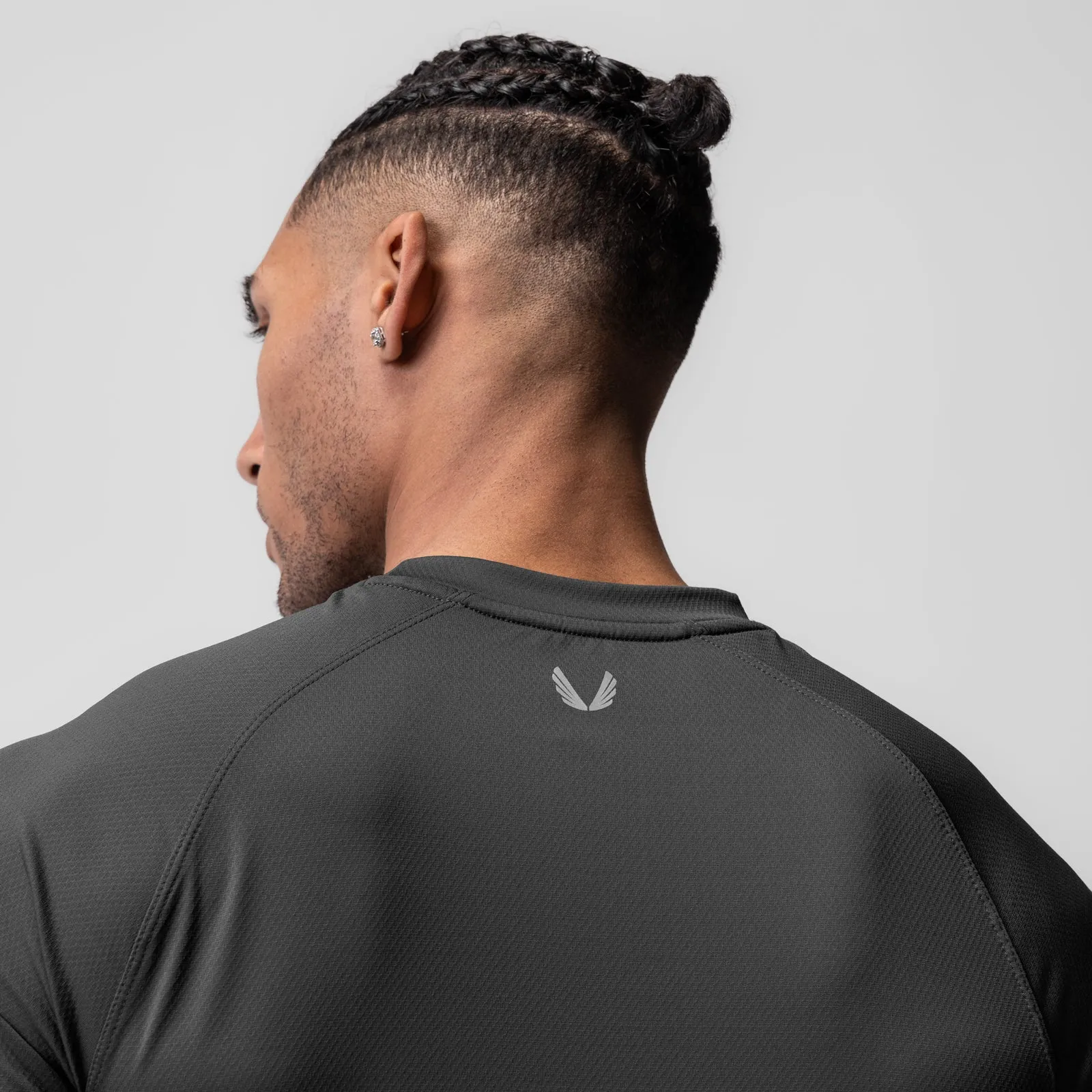 NoSideSeam 0918. AeroSilver? Fitted Tee - Space Grey