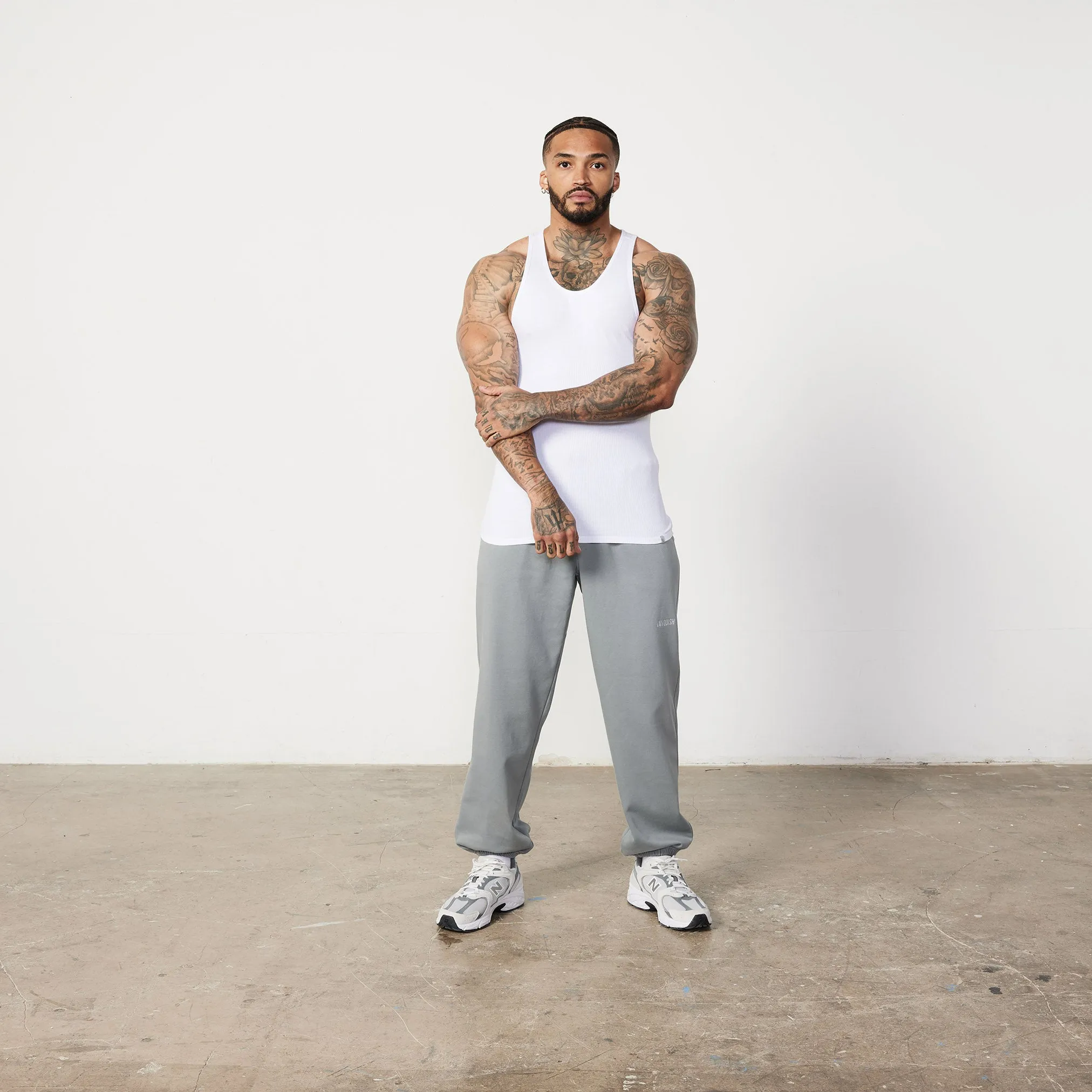 Vanquish Essential V2 White Ribbed Tank Ergonomic Shape