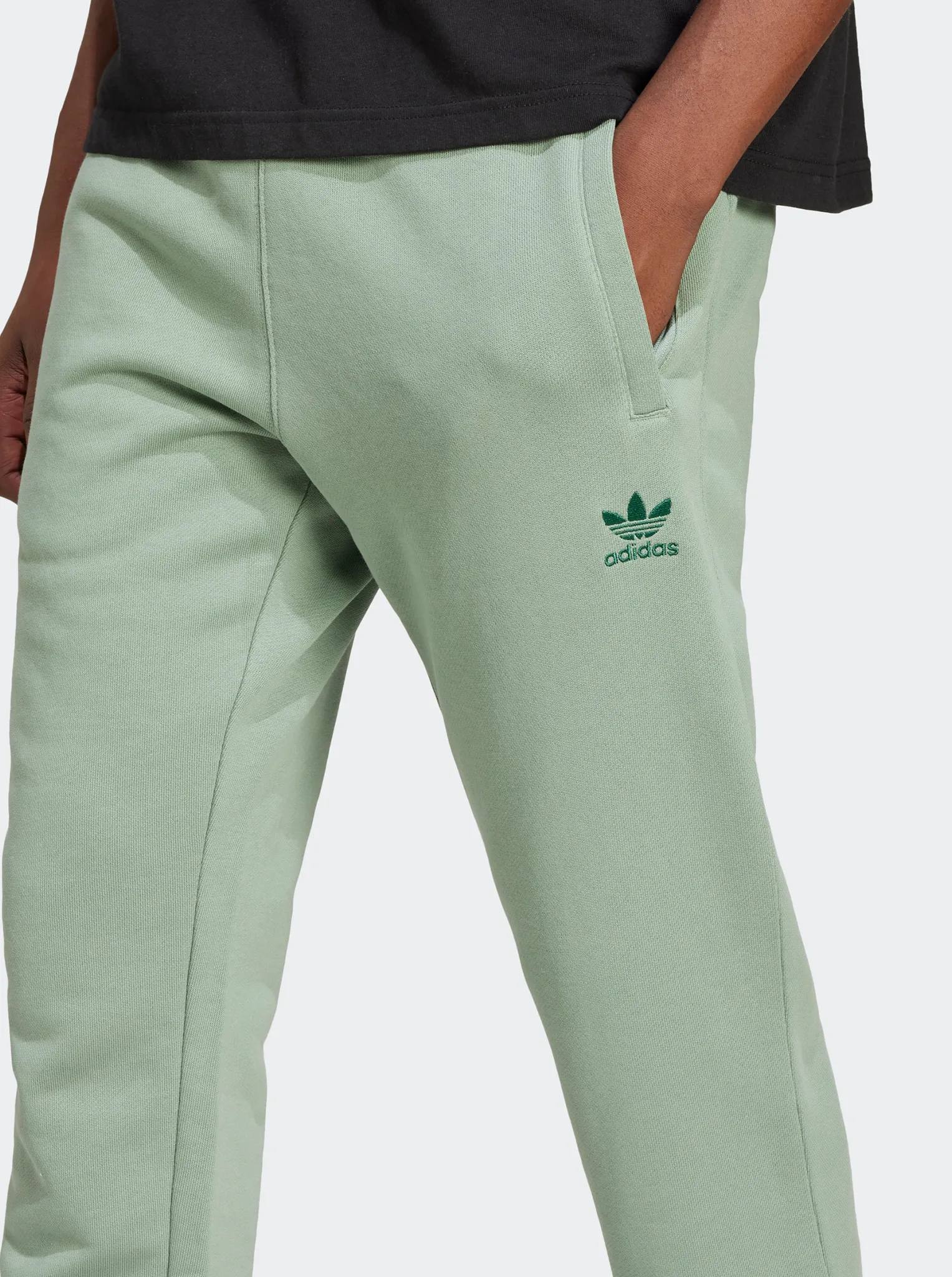 WindproofLayer Trefoil Essentials French Terry Pants