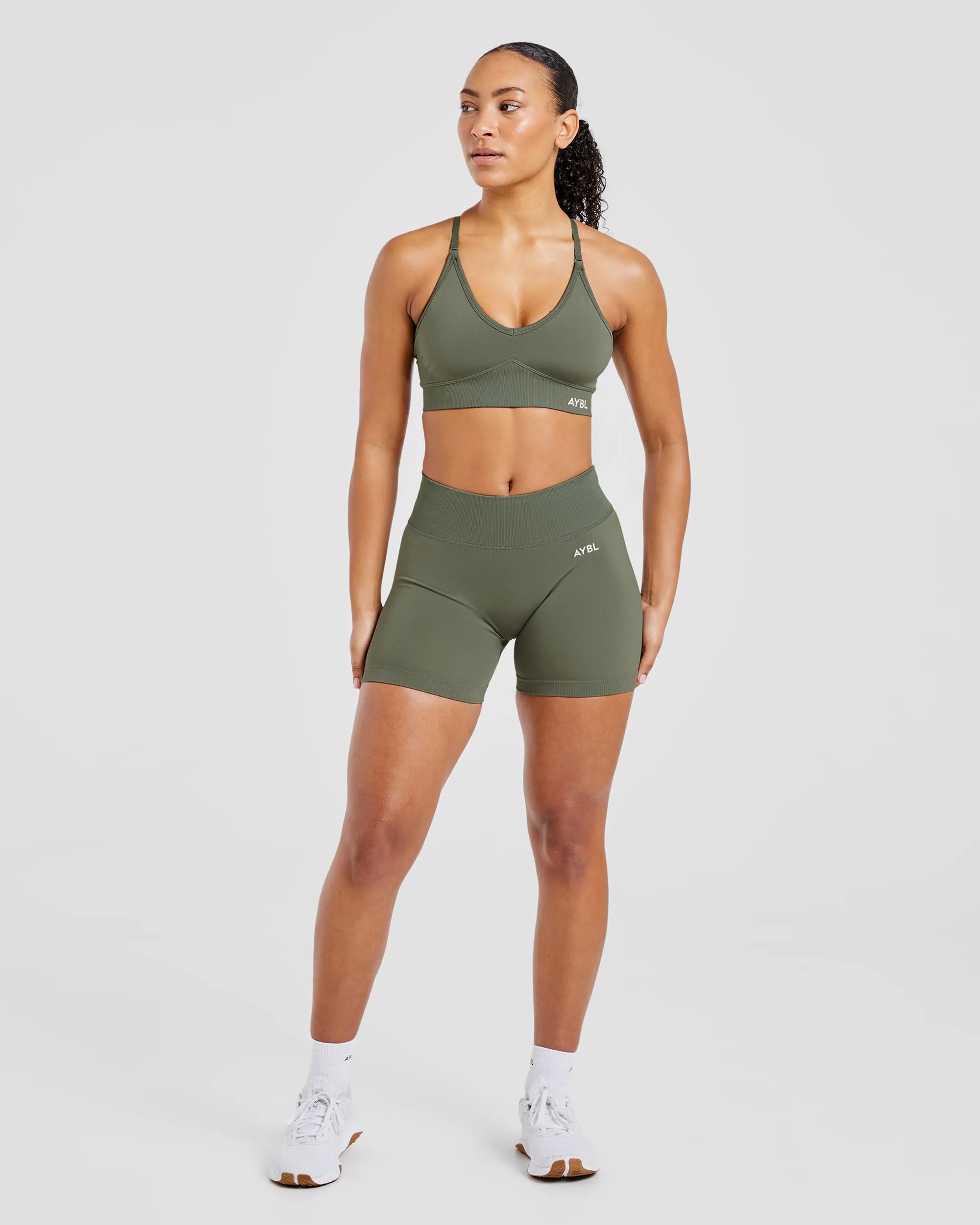 Active Lifestyle Soft Closure Adapt Seamless Sports Bra - Green