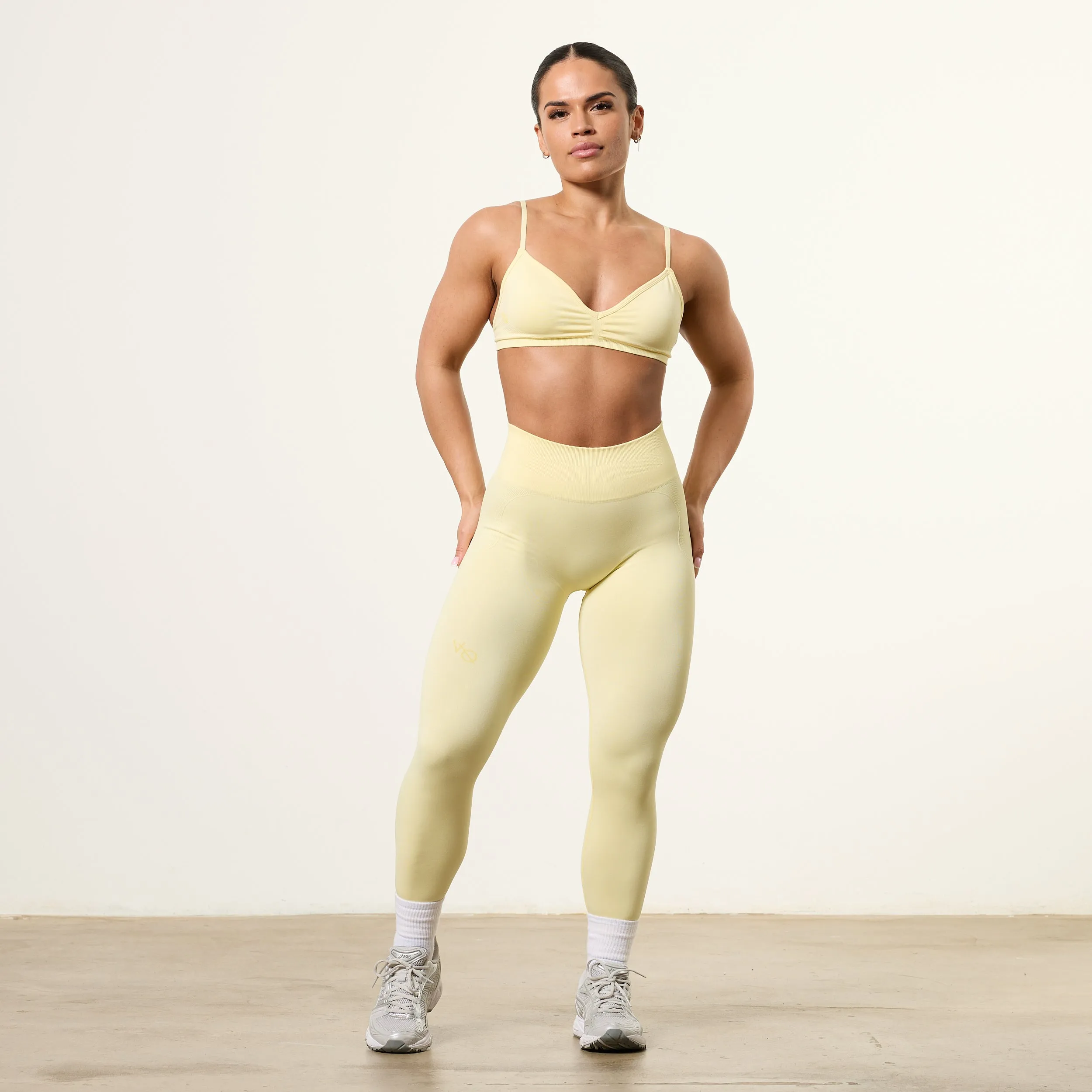 Hook-and-eye closure Durable Stitching Vanquish Elevate Seamless Butter Yellow Minimal Bra