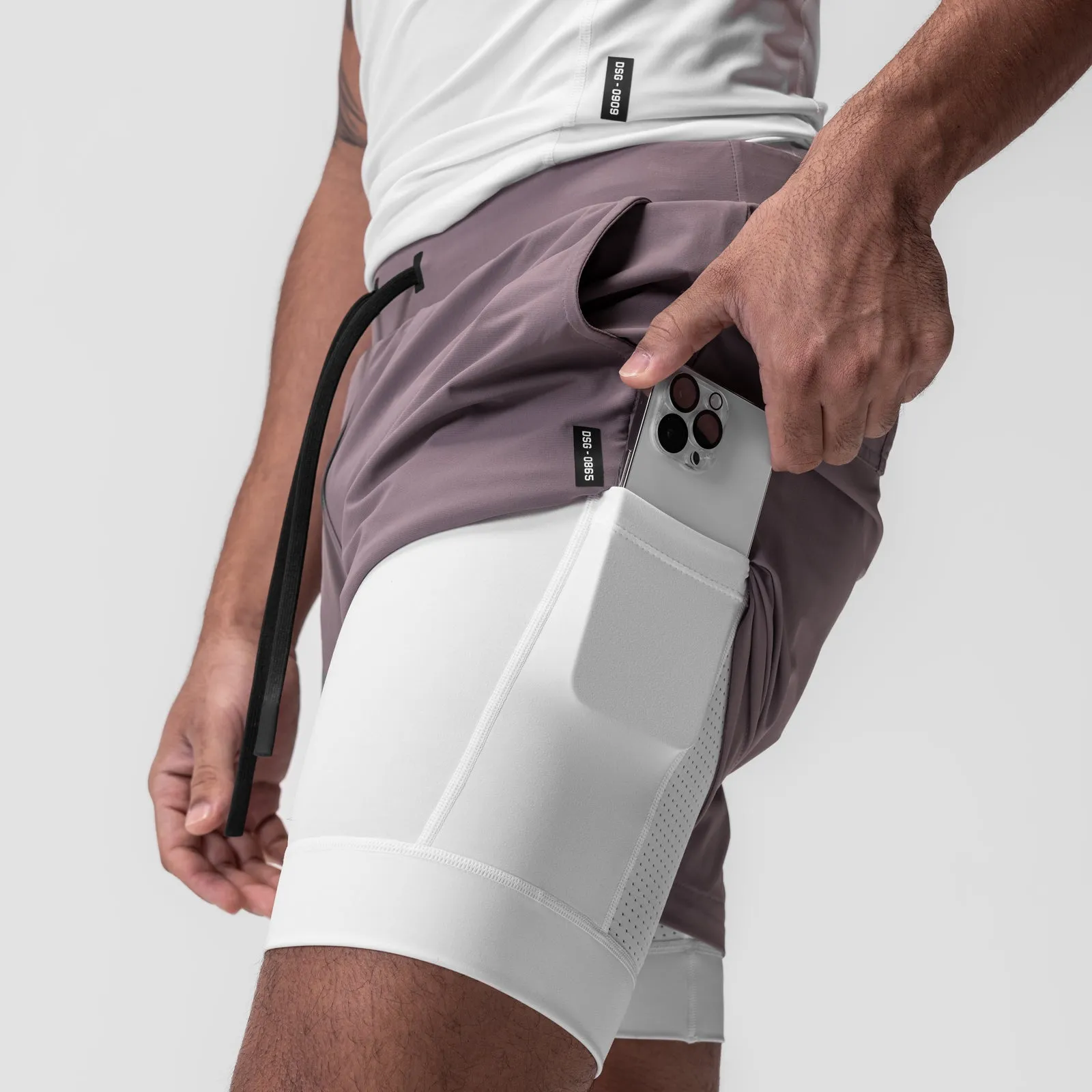 0865. Tetra-Lite? 5" Liner Short - Moonscape "Cyber"/White Fade Resistant Material