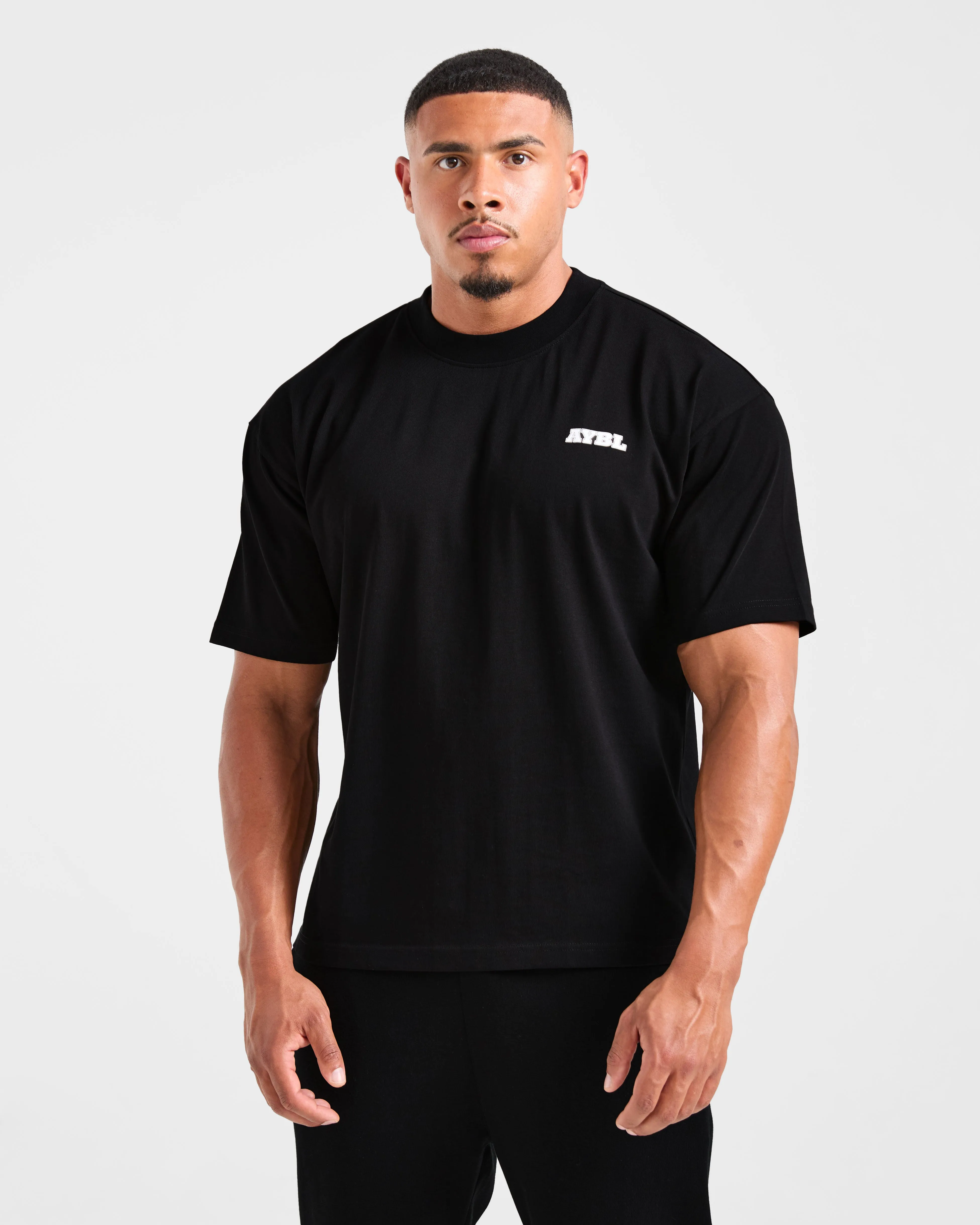 Button Down Global Oversized T Shirt - Black/Red