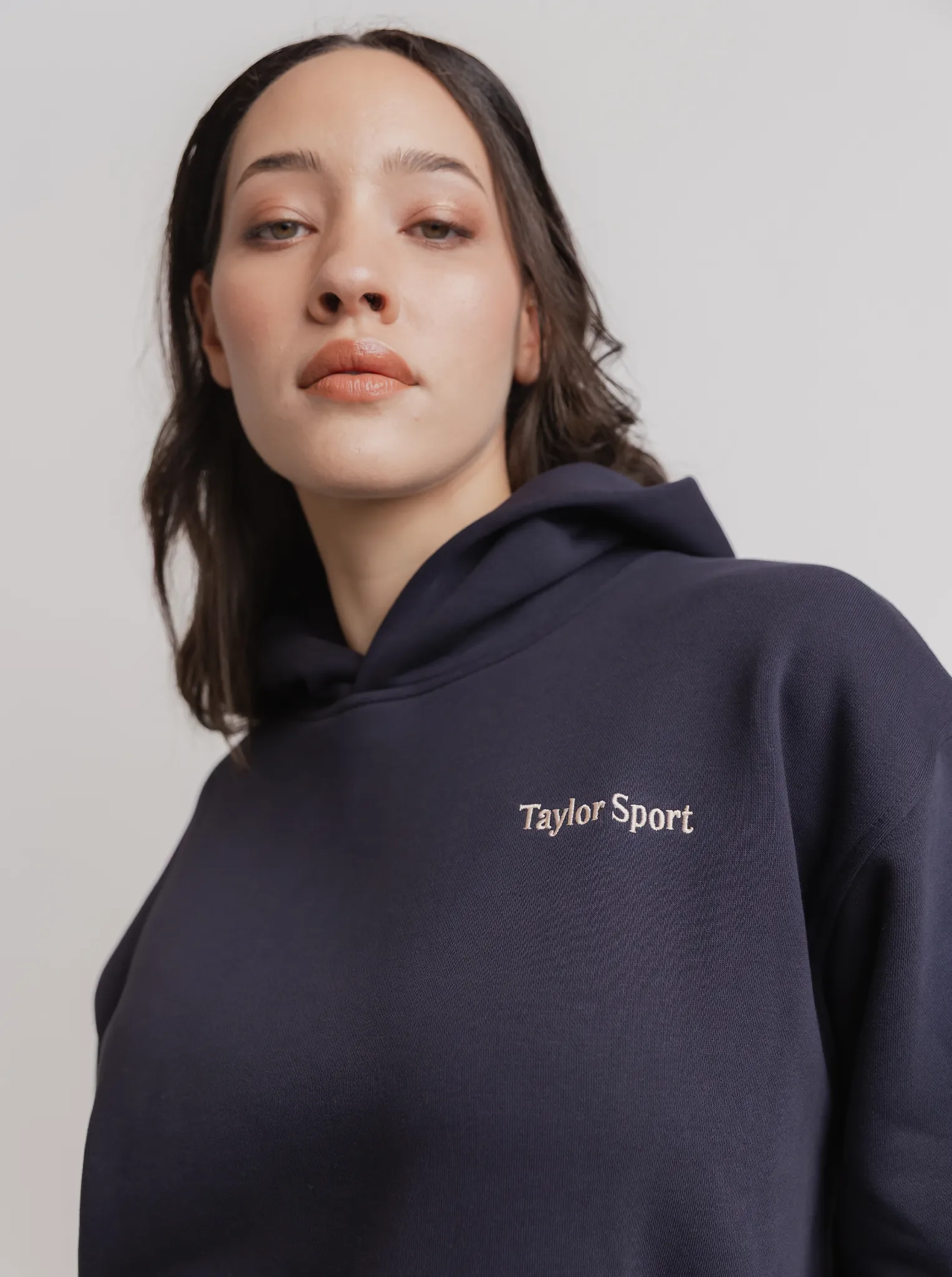 Heritage Hoodie in Midnight stretchy texture
