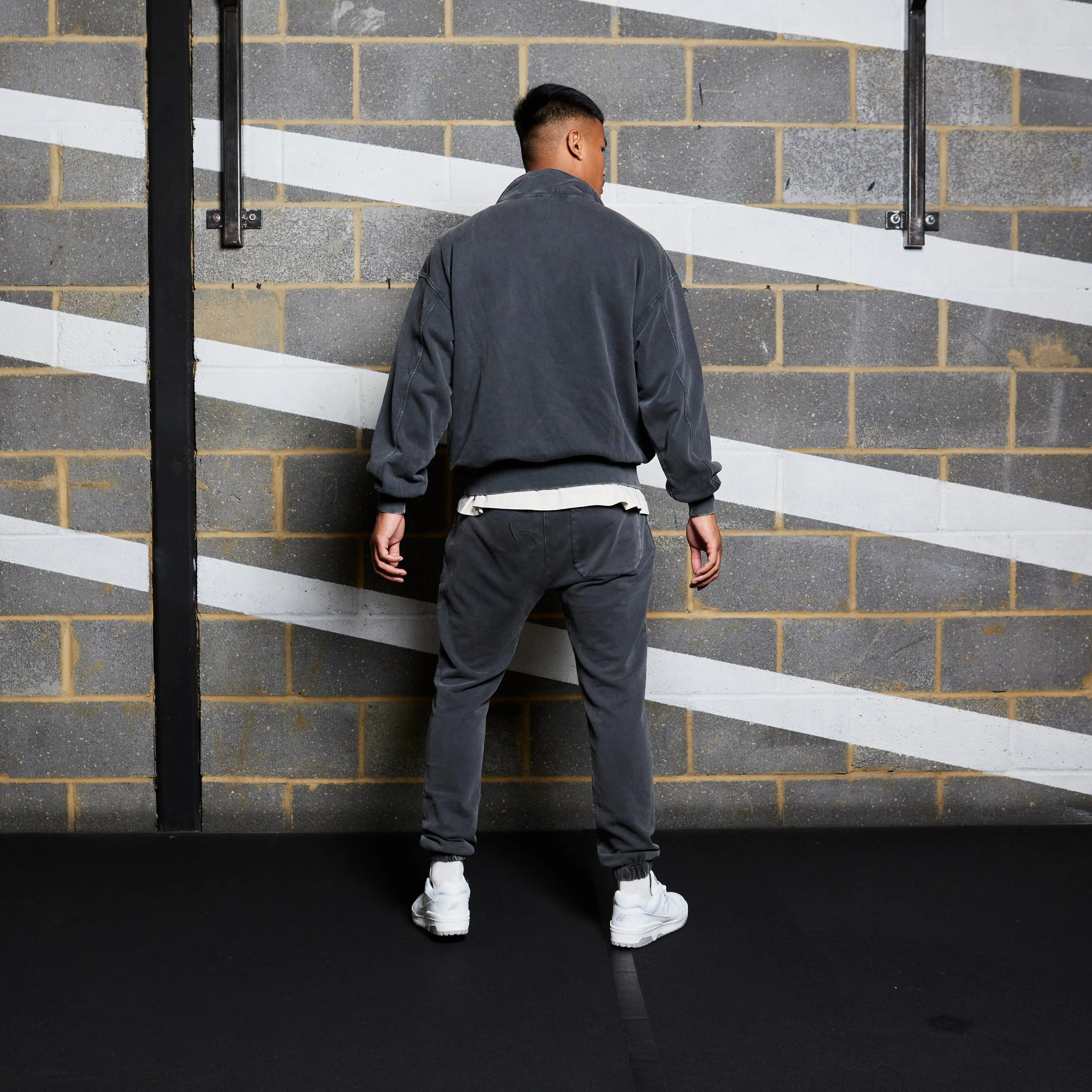 Vanquish Washed Black Quarter Zip City Style
