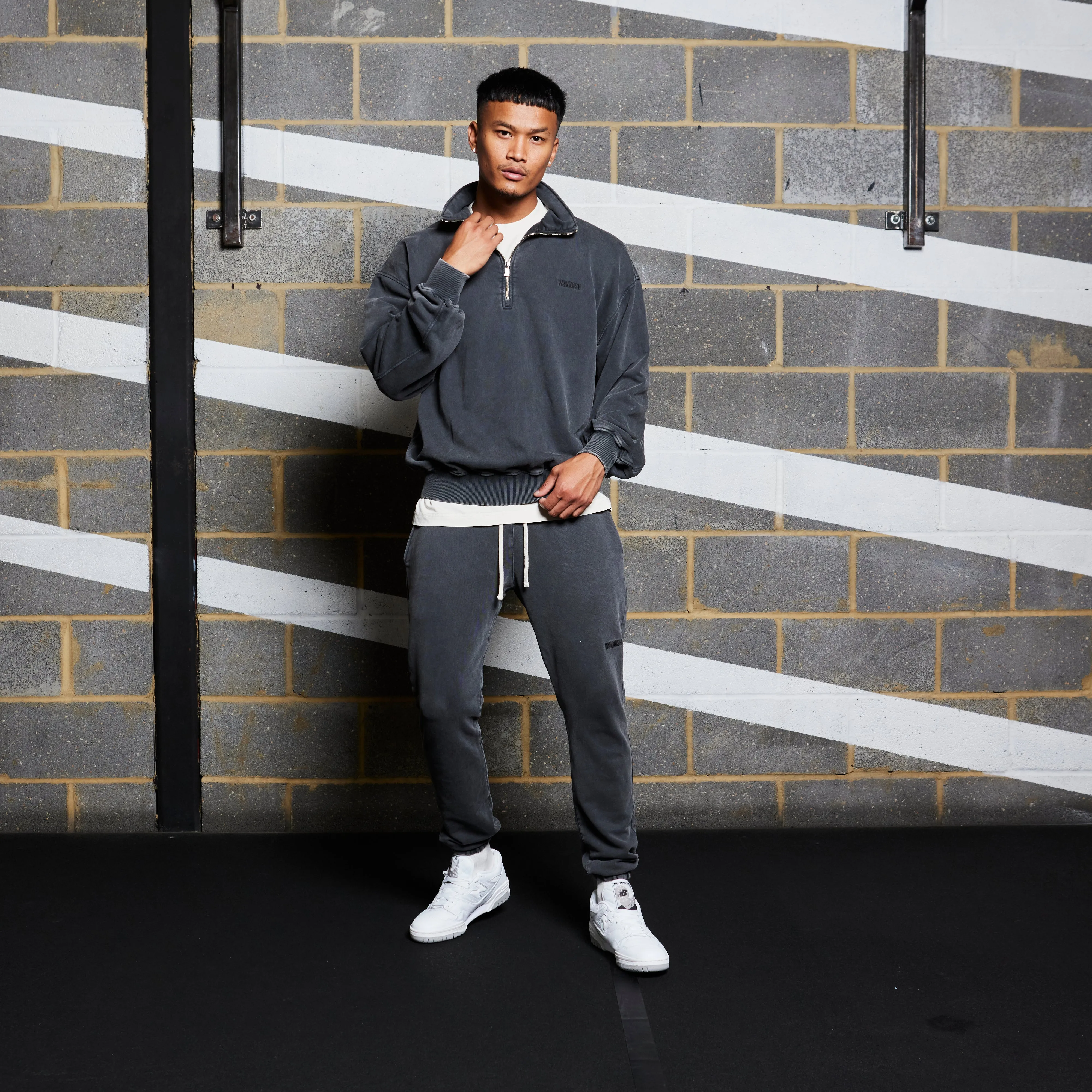 Vanquish Washed Black Quarter Zip Casual Fashion Double Welded Pockets
