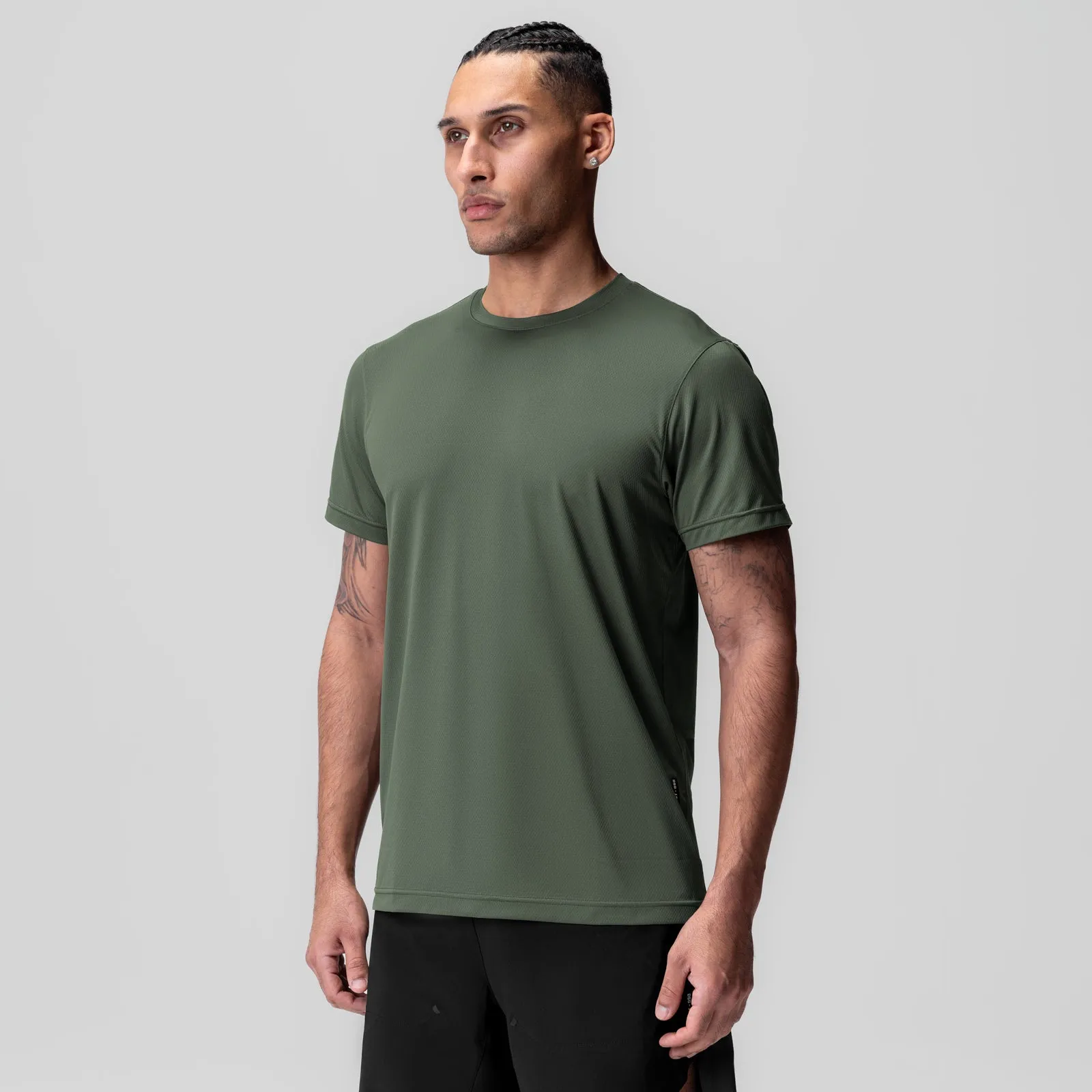 Chic Style Trend Contrast Inner Binding 1015. AeroSilver? Essential Tee - Olive