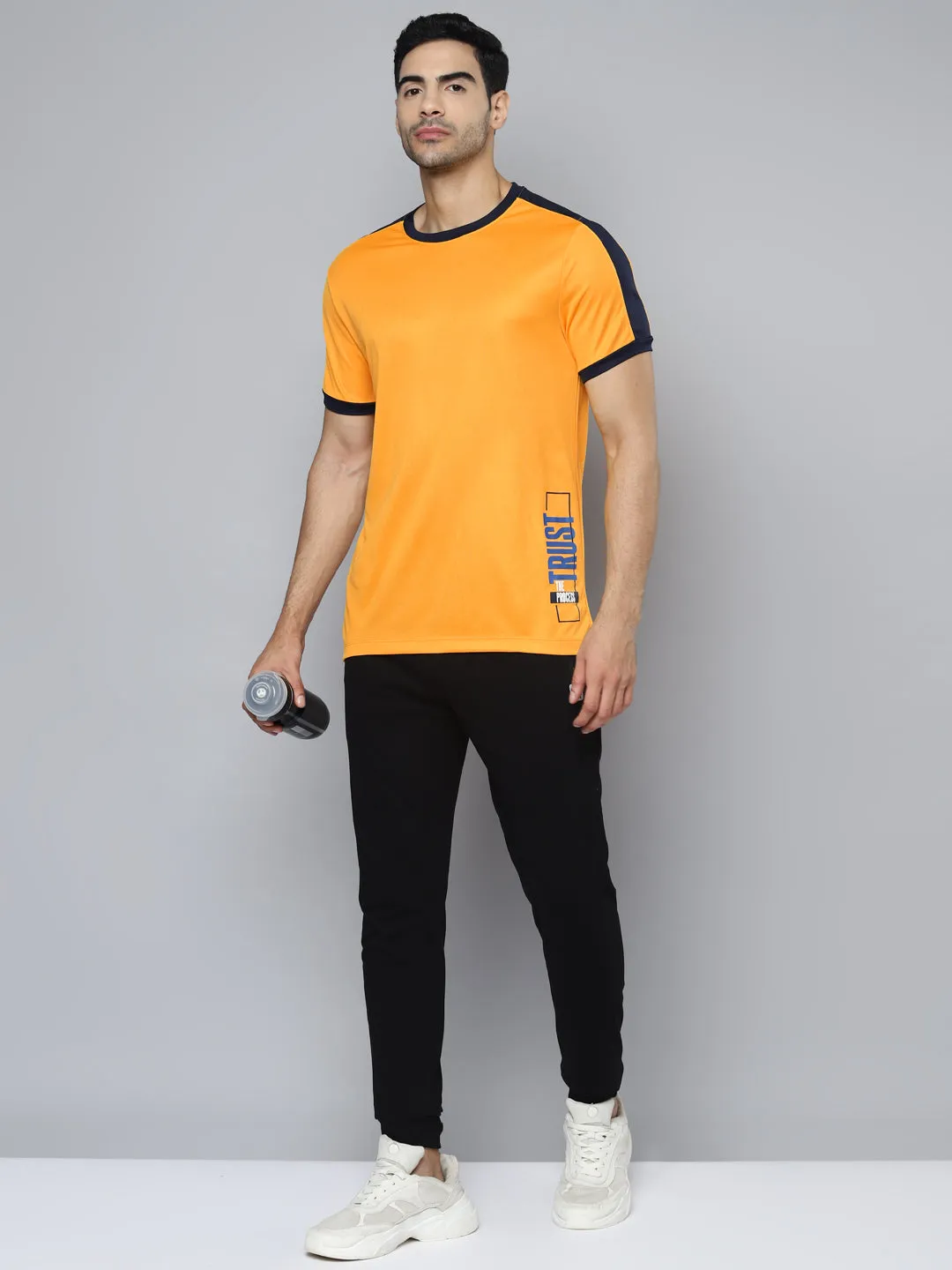 River Flow Alcis Men Mustard Yellow Printed Slim Fit T-shirt