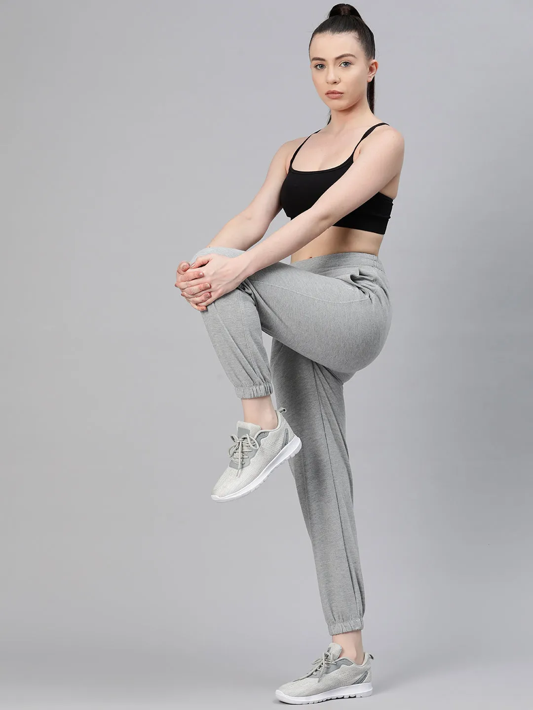 Alcis Women Solid Regular-Fit Joggers Weekend Ready Breathable Weave Fabric