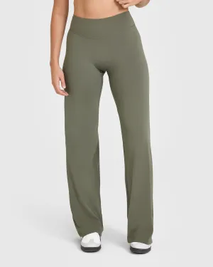 Smart Casual Frost Glow Free Comfort SoftMotion? Straight Leg Bottoms | Alpine Green