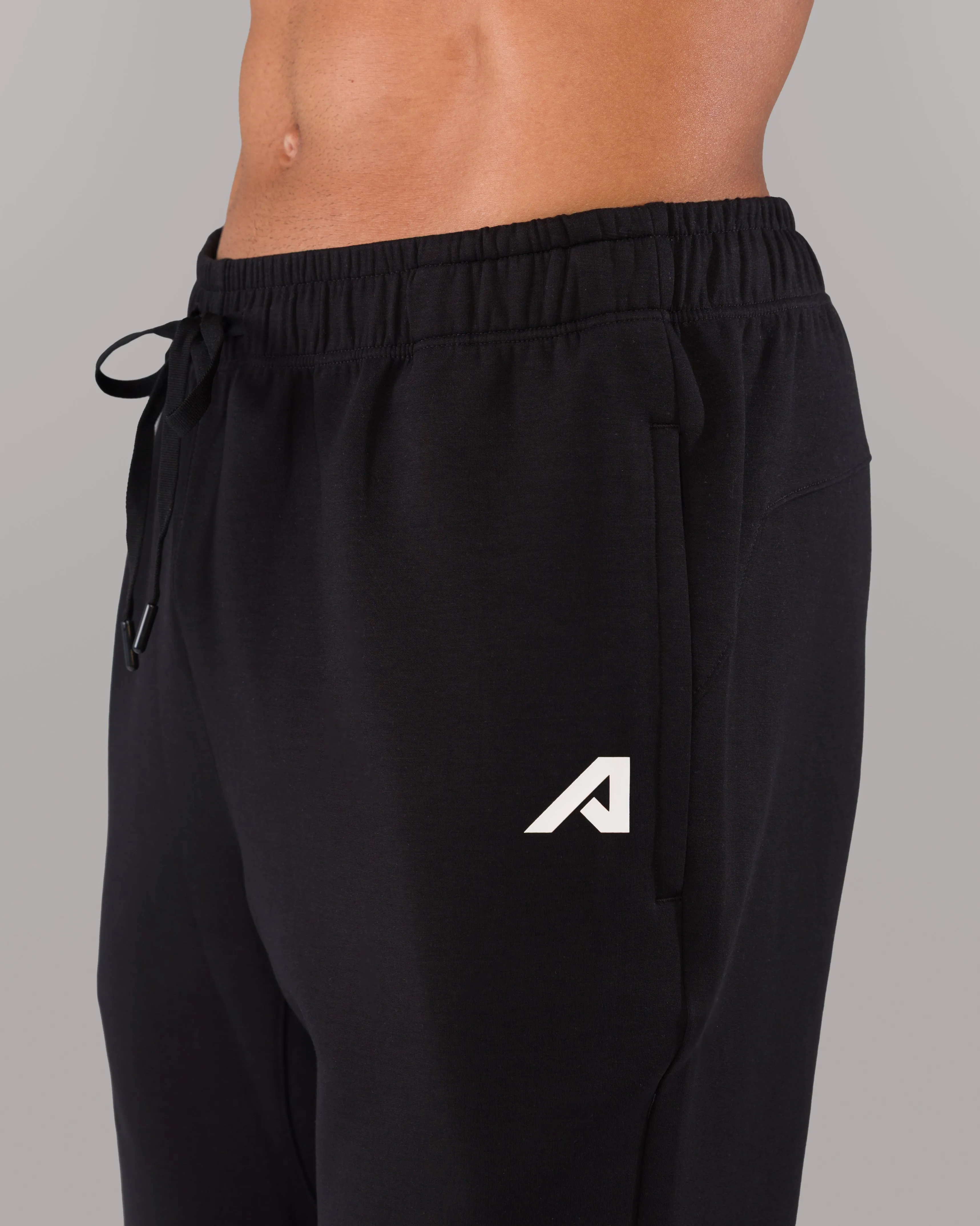 Tear Resistant Vantage Jogger - Black