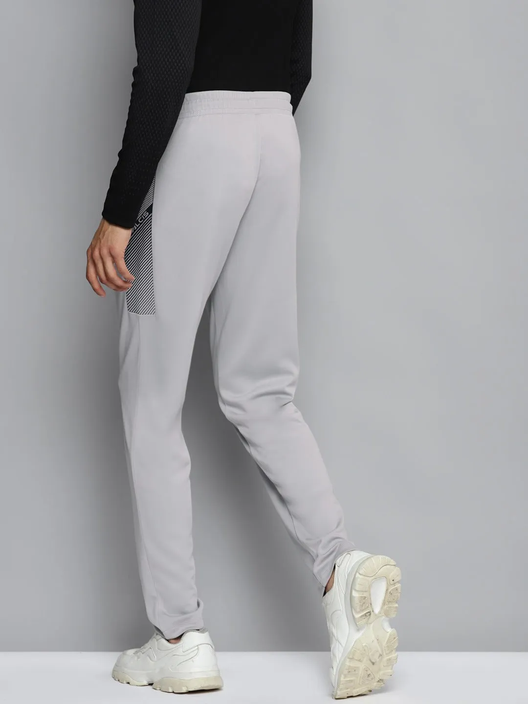 Alcis Men Grey Solid Slim Fit Mid-Rise Regular Track Pants Loose Fit