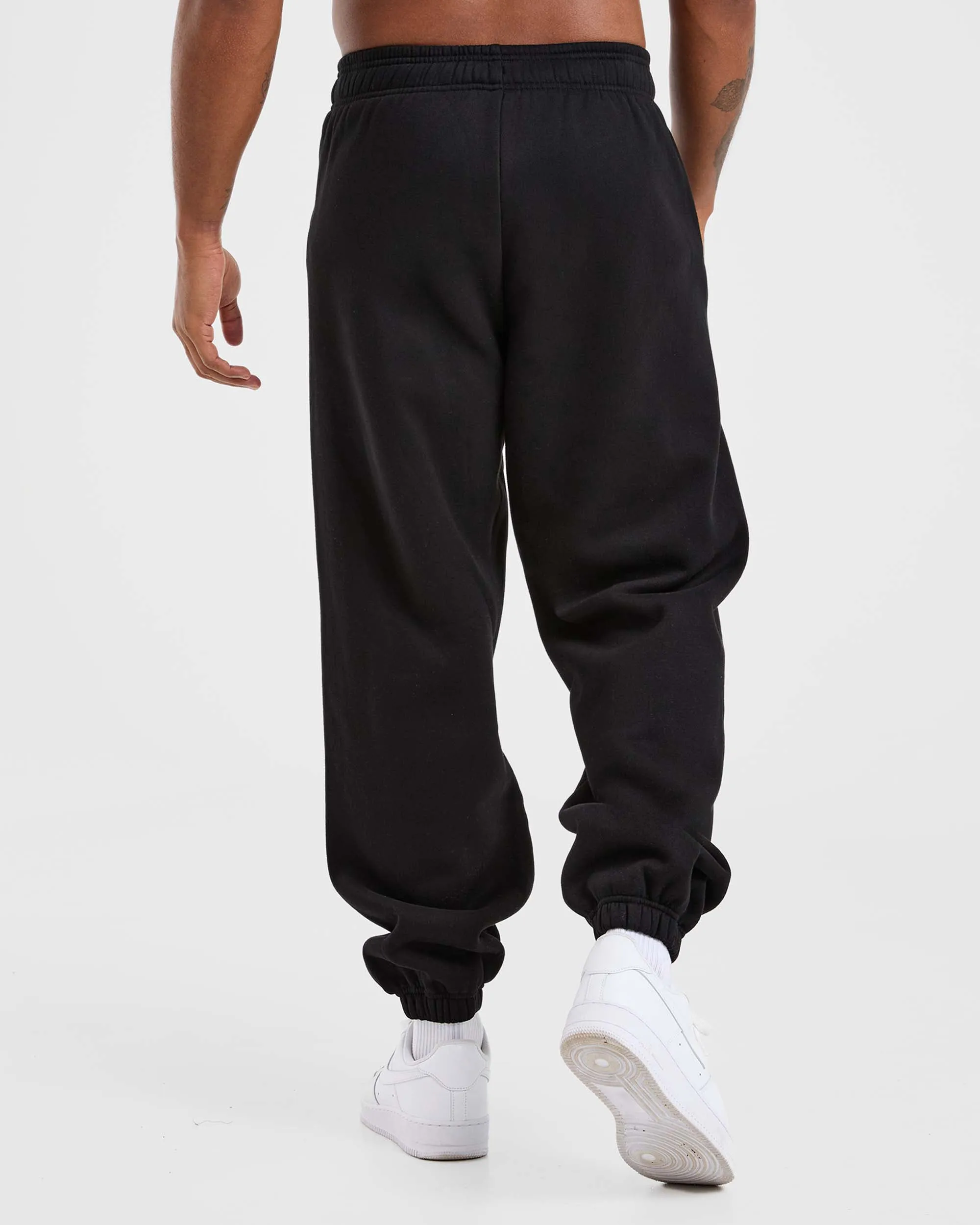Anti Static Lining No Ride Up Design Athletics Oversized Joggers - Black