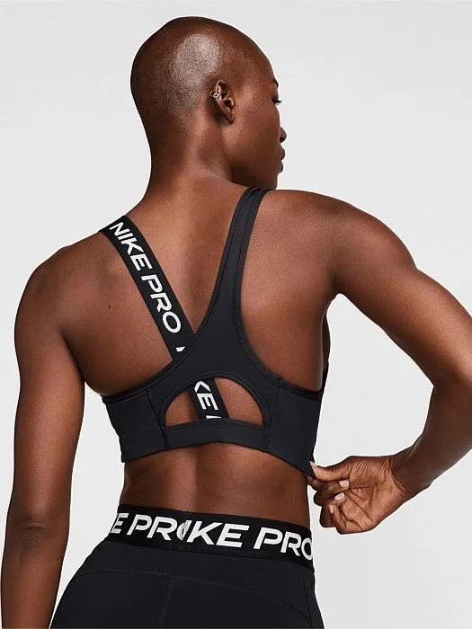 Pro Swoosh Asymmetrical Medium-Support Padded Sports Bra Tennis shorts Effortless Look