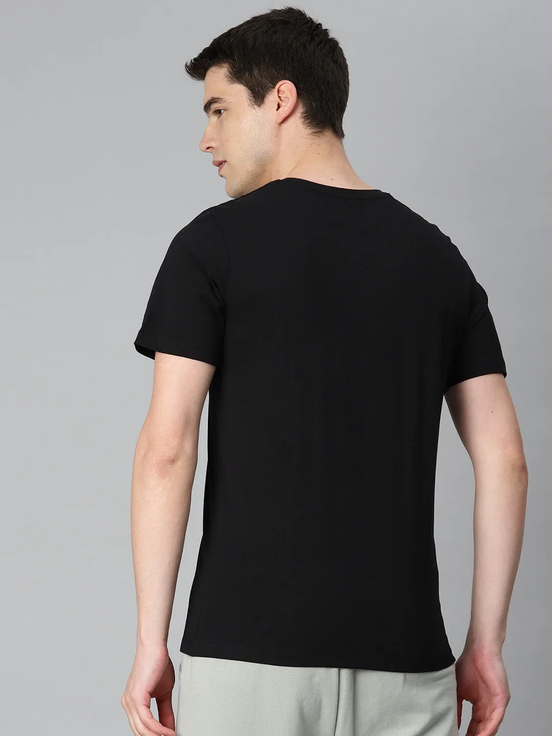 Spark Glow Virtual Fit Alcis Men Black Typography Printed Sports T-shirt
