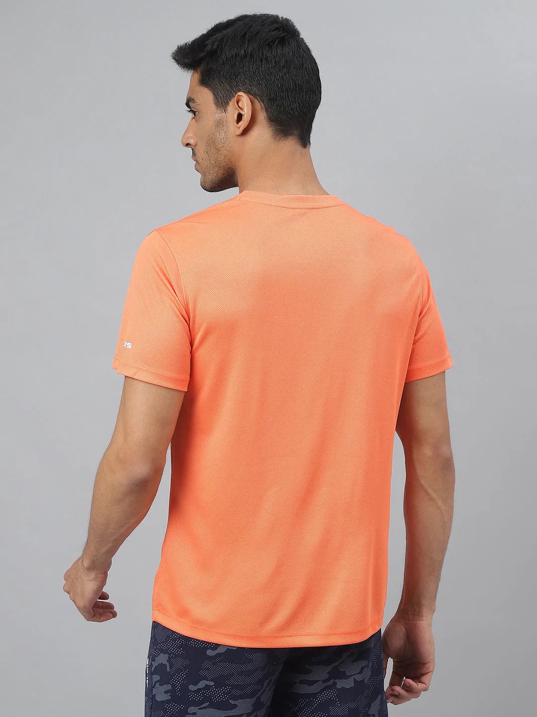 TaglessCollar Bold Core Alcis Men Printed Orange Anti-Static Slim-Fit Round Neck Training T-Shirt