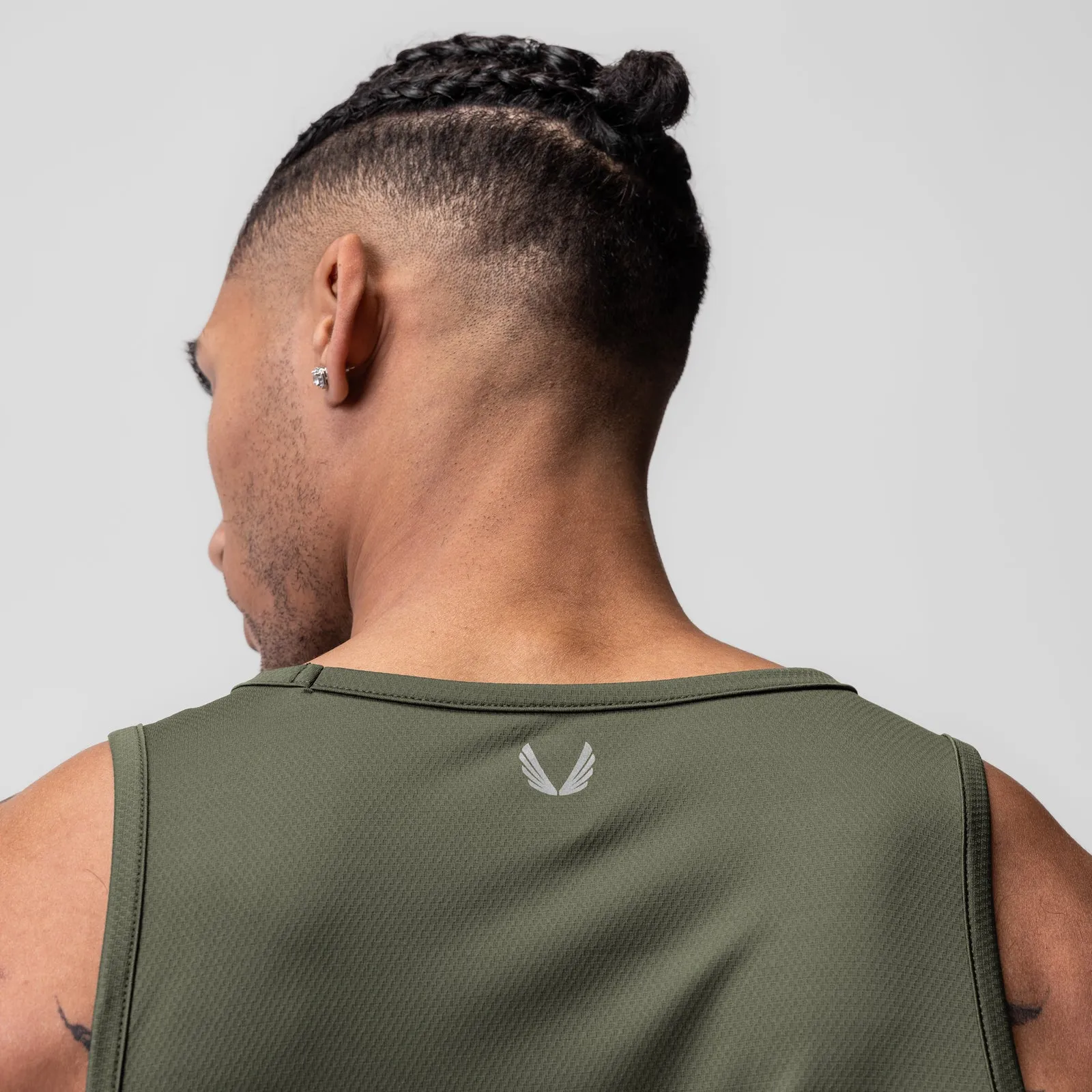 0830. AeroSilver? Tank Top - Olive Anti Pilling Surface Dynamic Armholes
