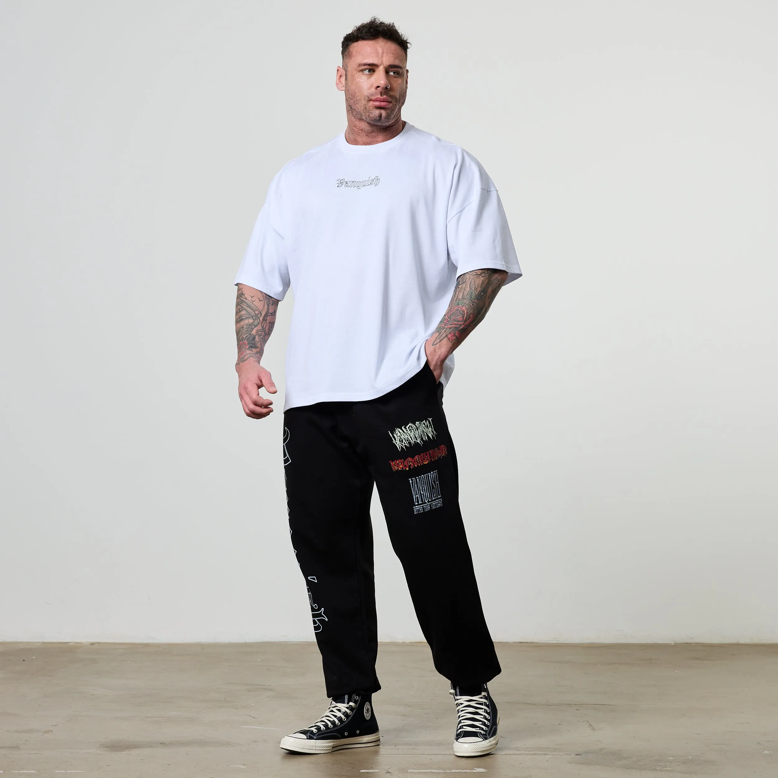 ReflectiveAccentDetails Dressy look Vanquish Olympus Black Oversized Sweatpants