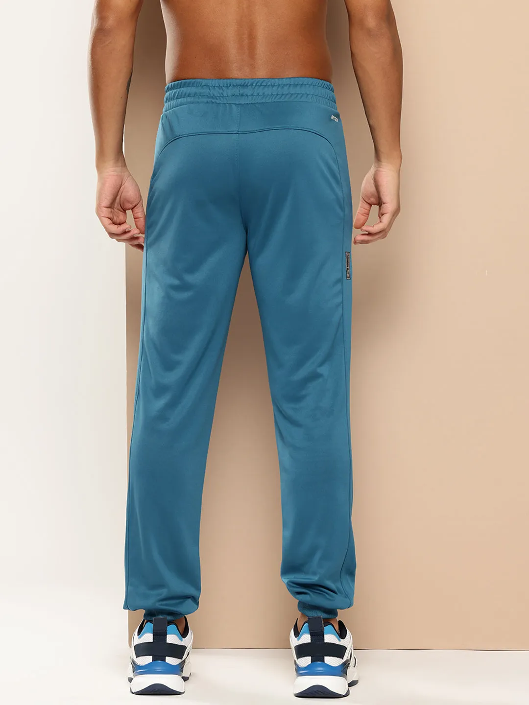 Resistance Tech Joggers Simple Fit