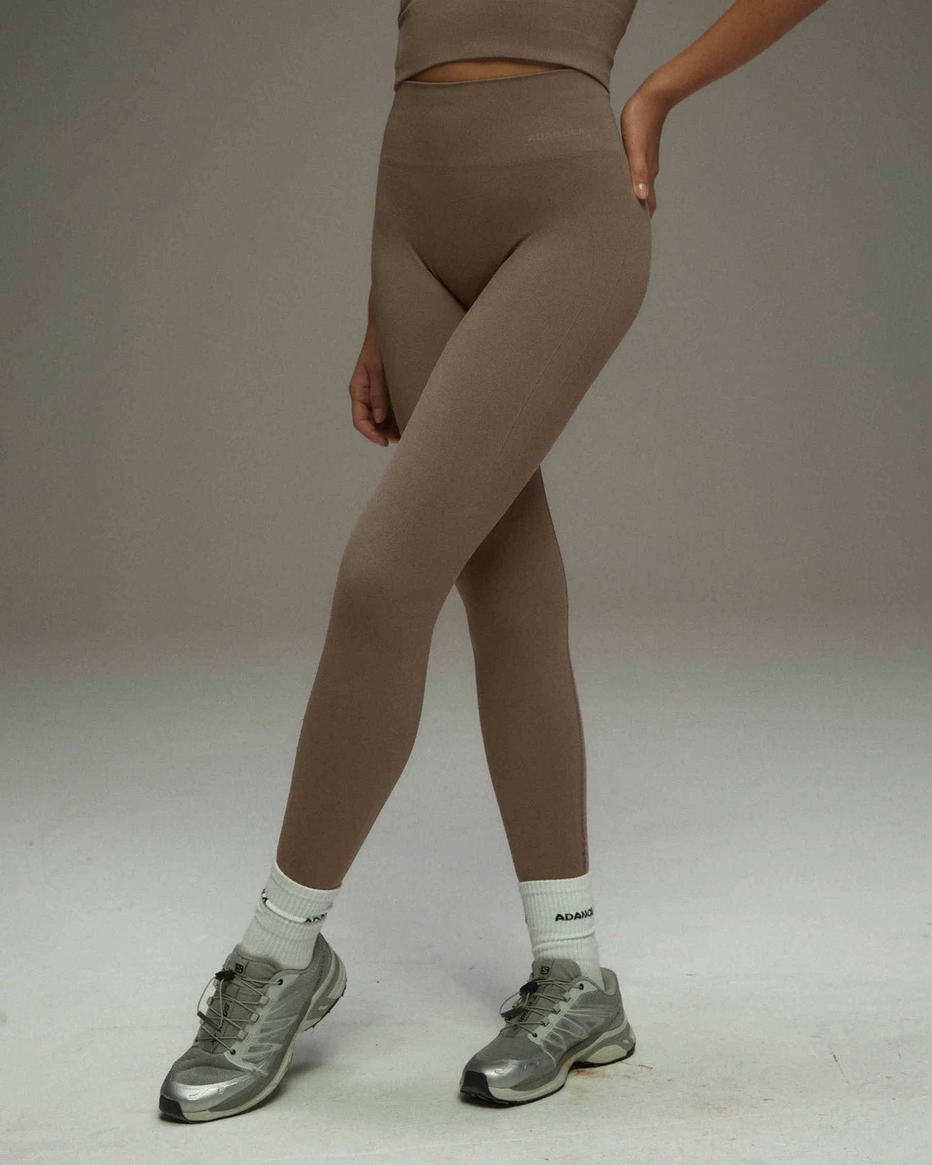 Seamless Leggings - Cocoa Brown No Roll Waist Odor Resistant Treatment