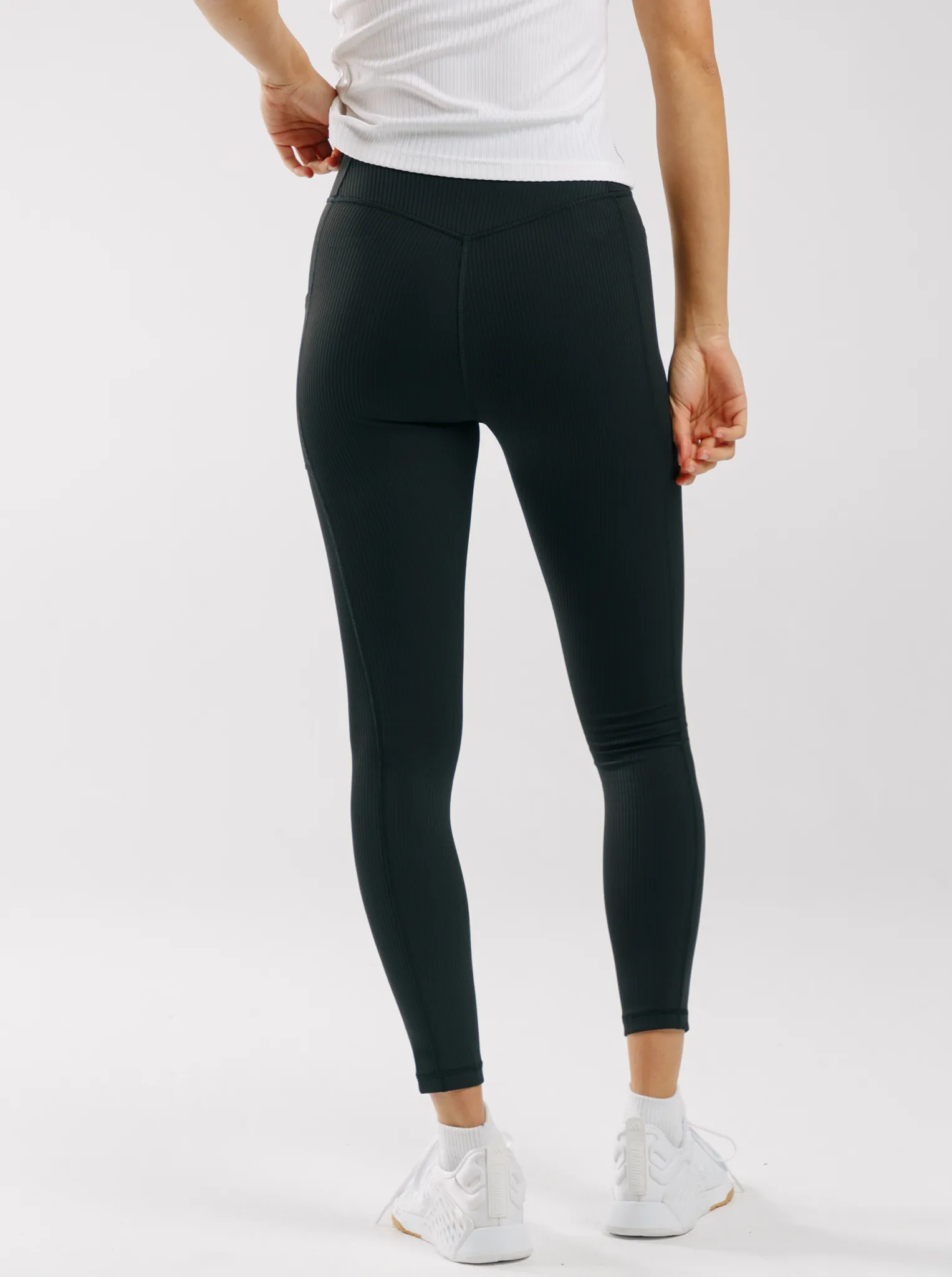 Optime Stash 7/8 Leggings Weekend Look