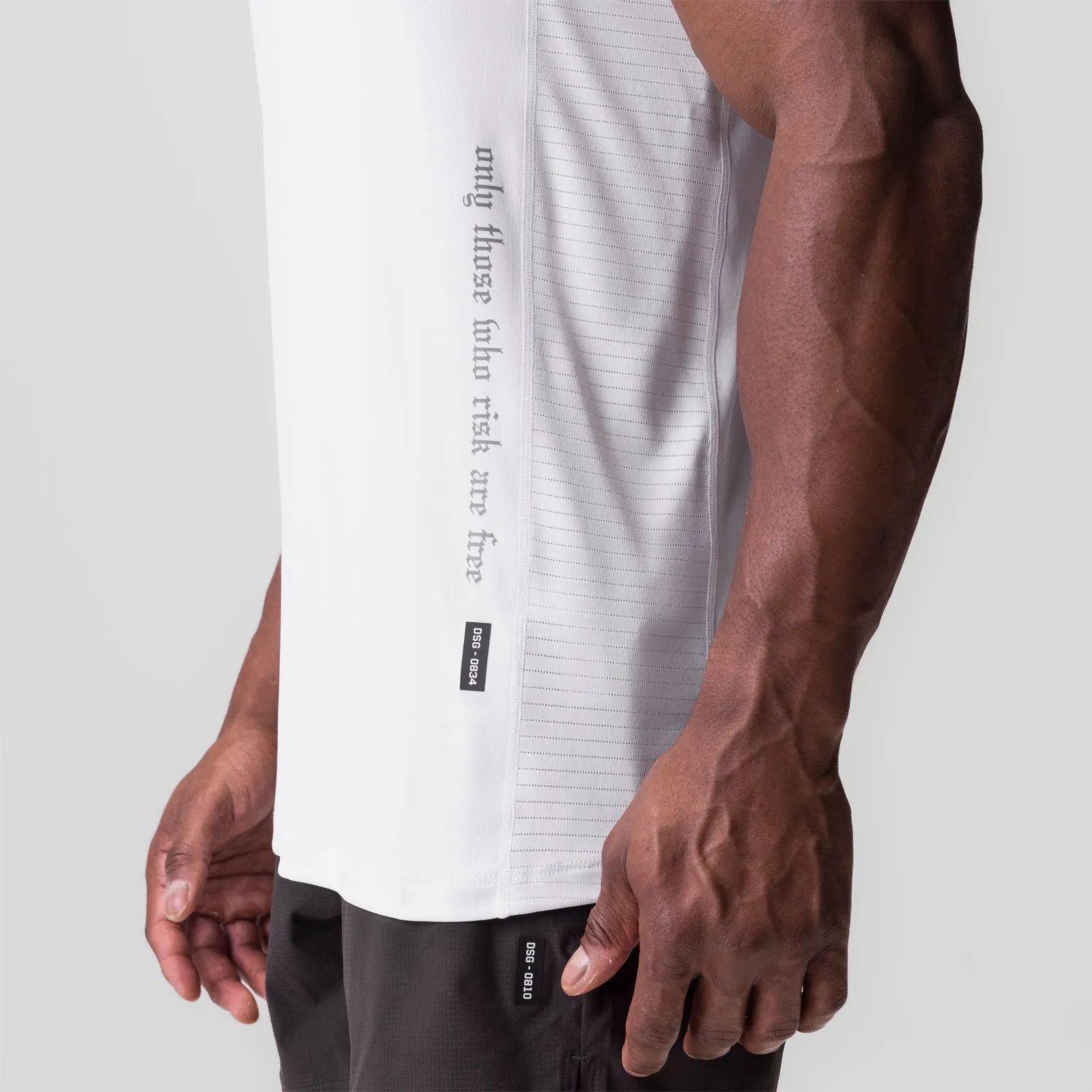 High Mobility Soft Smooth 0834. 3D-Lite? 2.0 Training Singlet - White "OTWR"