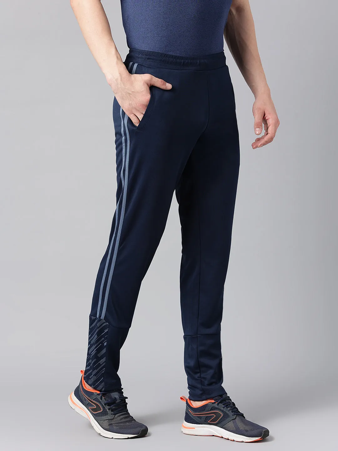 Flexible Gusset Design Alcis Men's Dressblue Anti-Static Drytech  Slim-Fit Training Track Pants