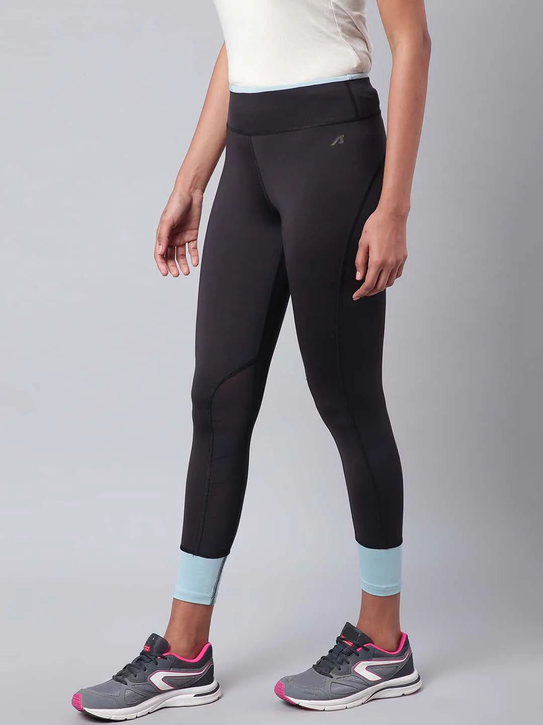 Bonded Pockets Alcis Women Black Solid Training Tights