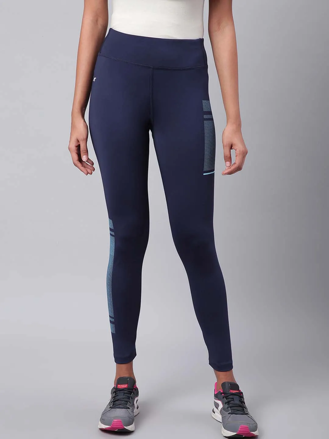 City Walk Pro Athlete Alcis Women Navy Blue Drytech  Solid Cropped Training Tights