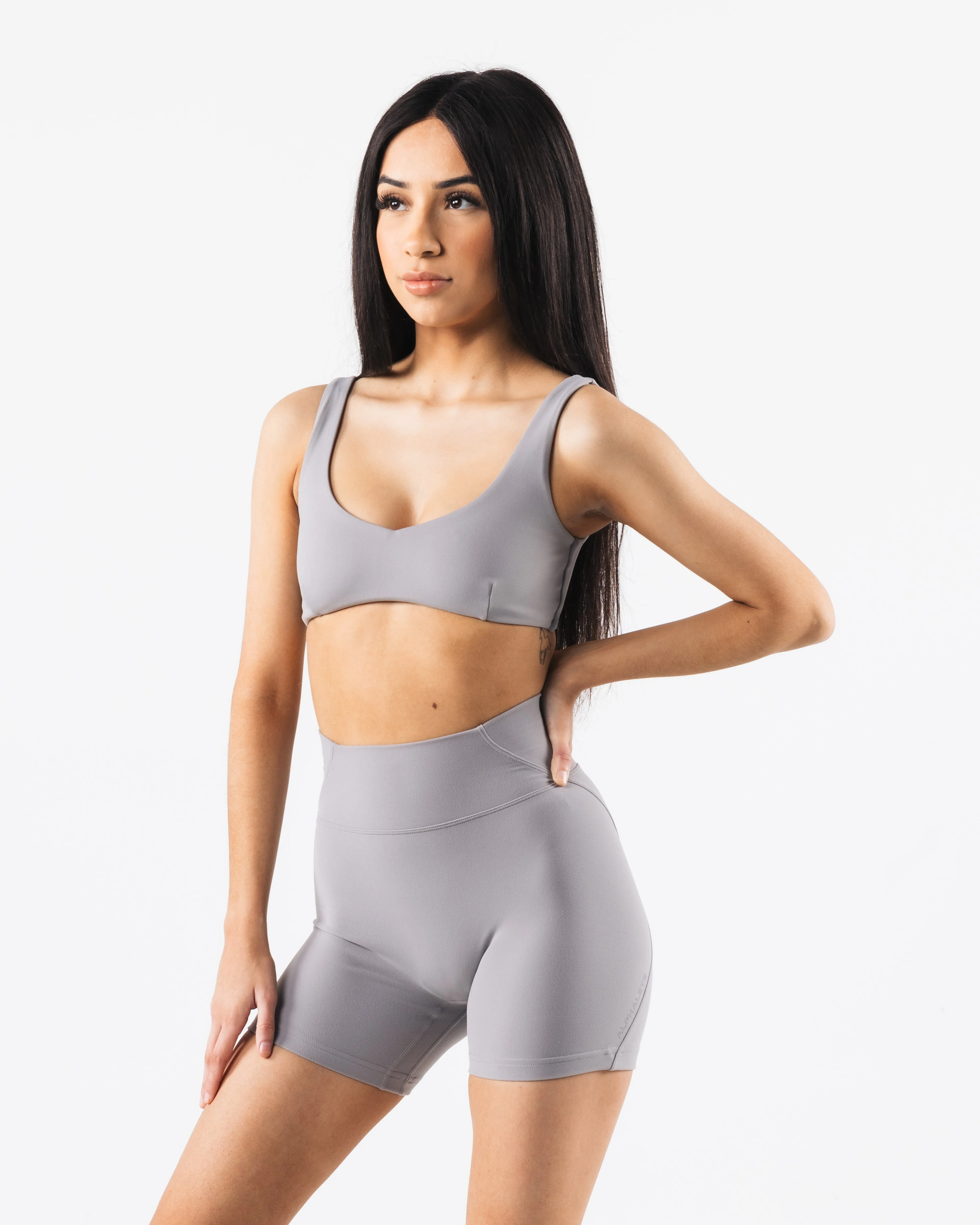 Invisible stitching seams Aura Sculpt Bra - Smoke