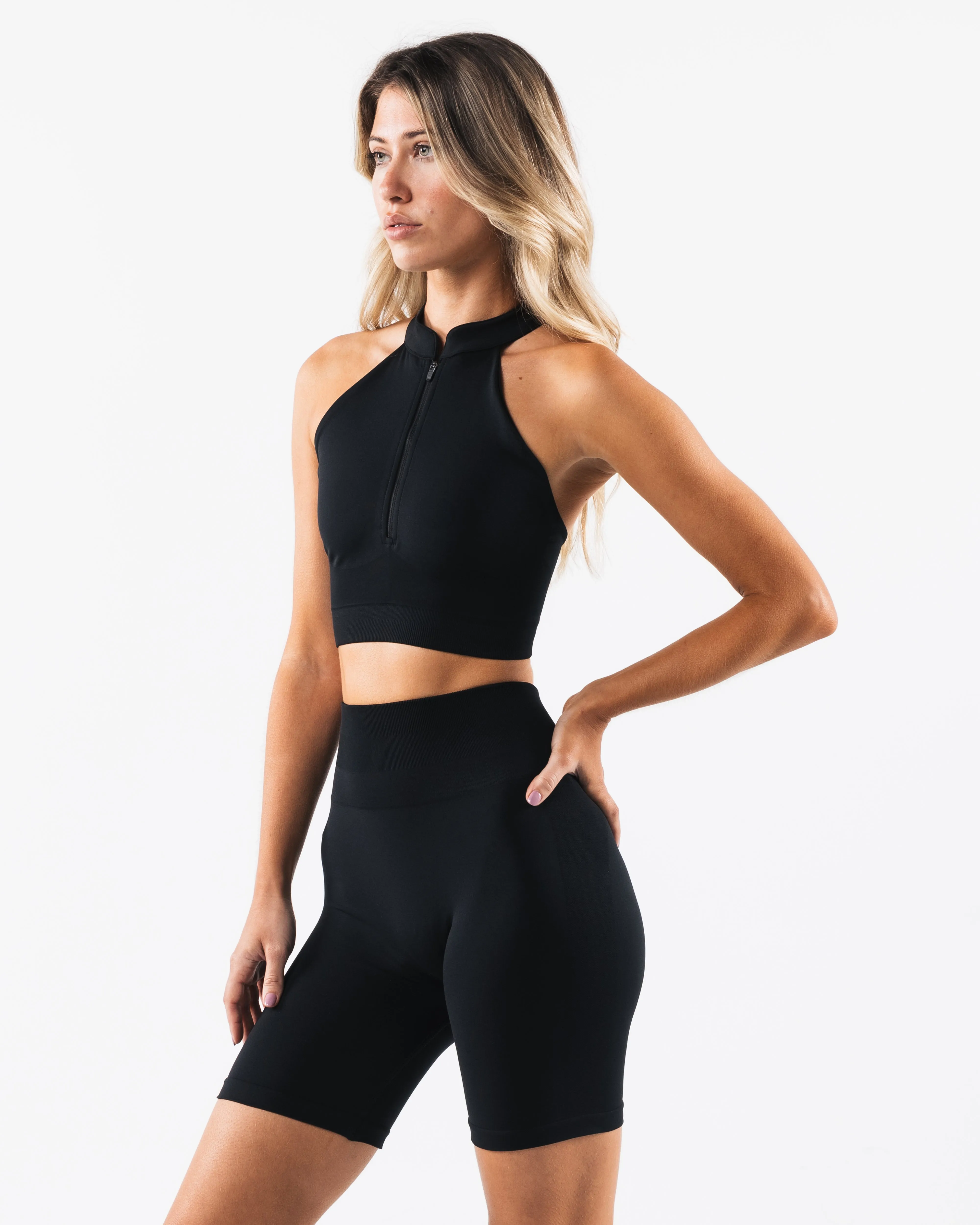 Amplify Cassio Bra - Black Versatile Strap Configuration