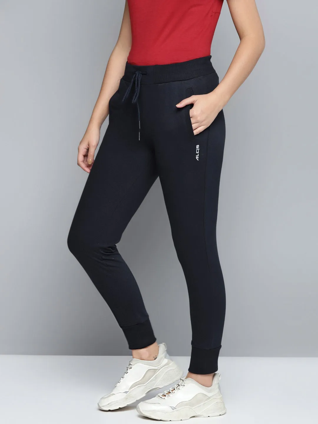 Alcis Women Solid Navy Blue Jogger NonIrritatingStitching slim fit