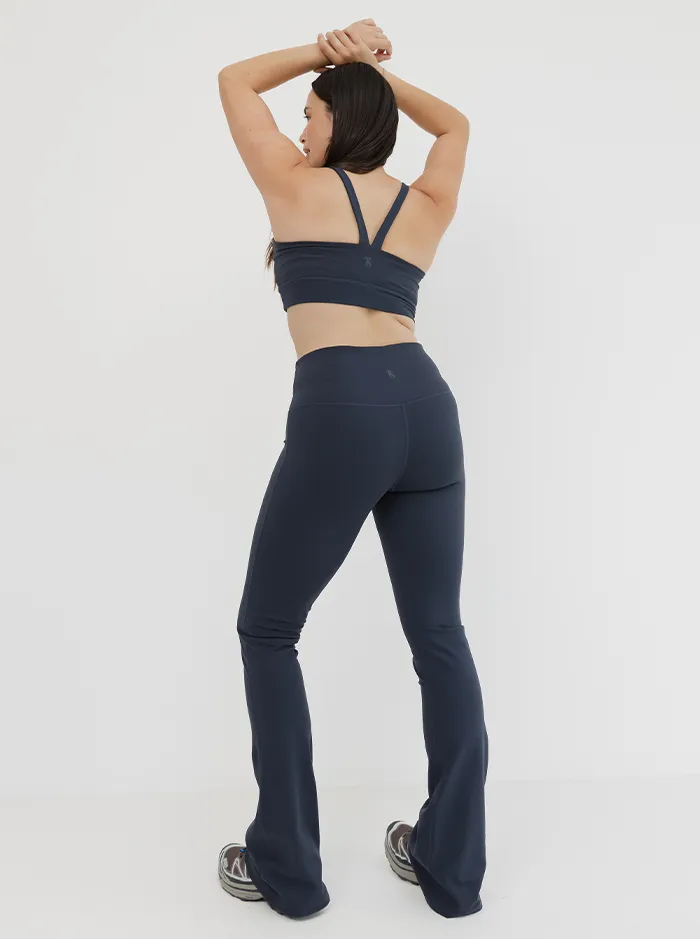 Mellow Flare Longline In Shadow Ultra Light Budget Friendly