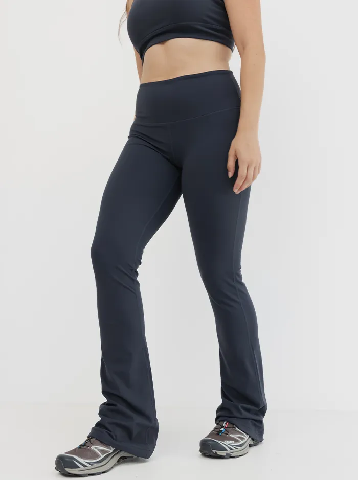 Mesh Panel Pro Athlete Mellow Flare Longline In Shadow