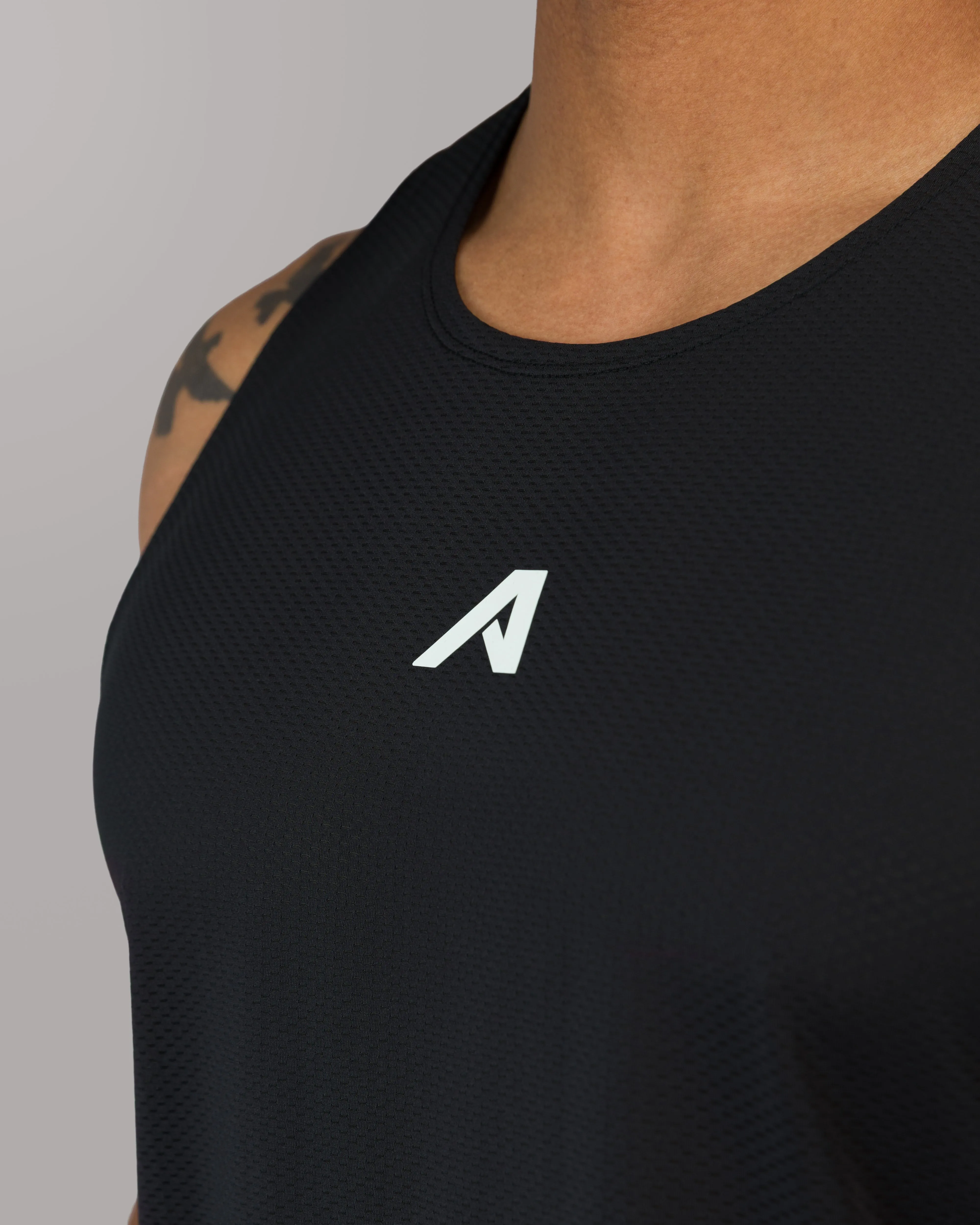 Adaptive Fit Base Cutoff - Black