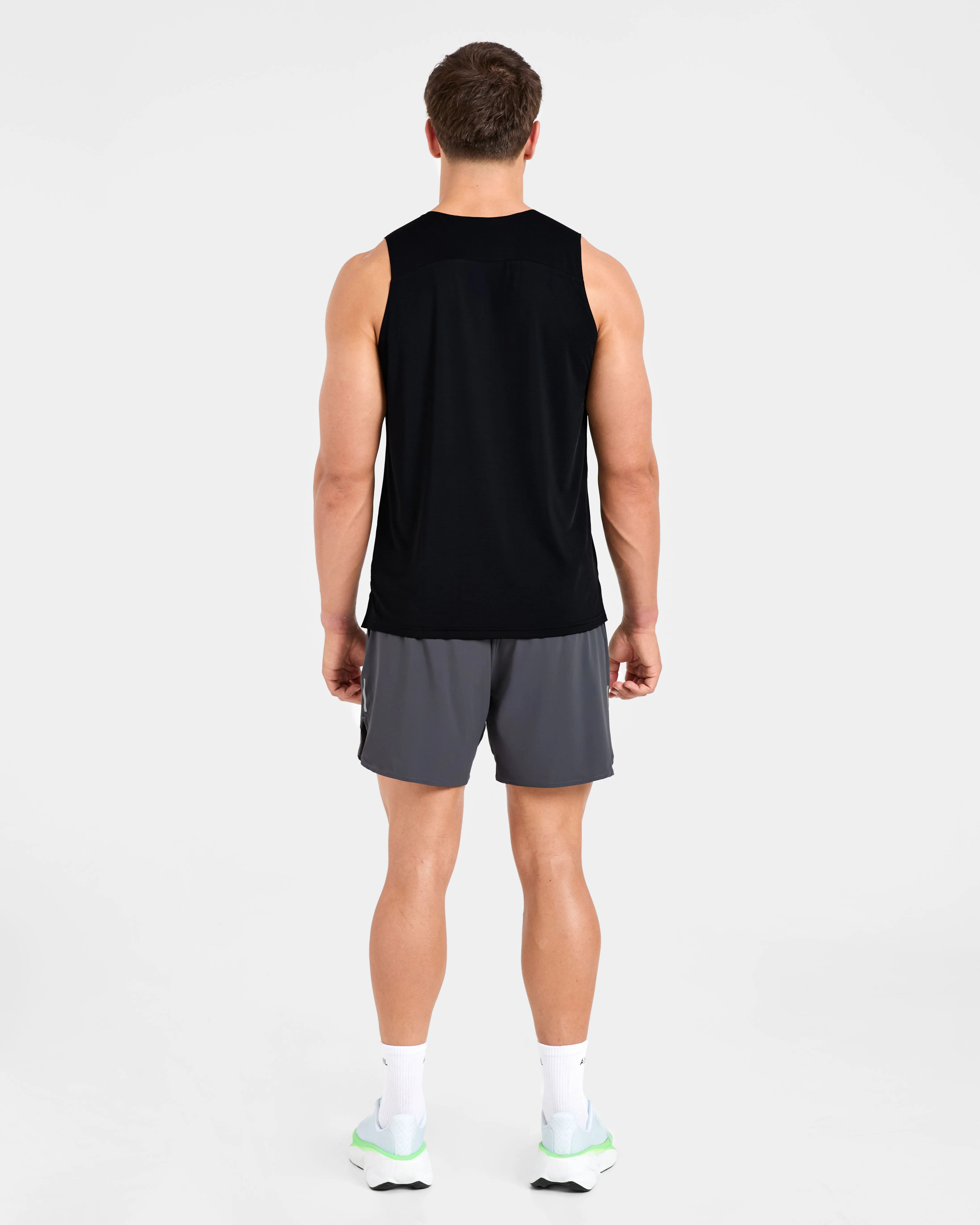 Run Speed Shorts - Hurricane Grey Odor-resistant