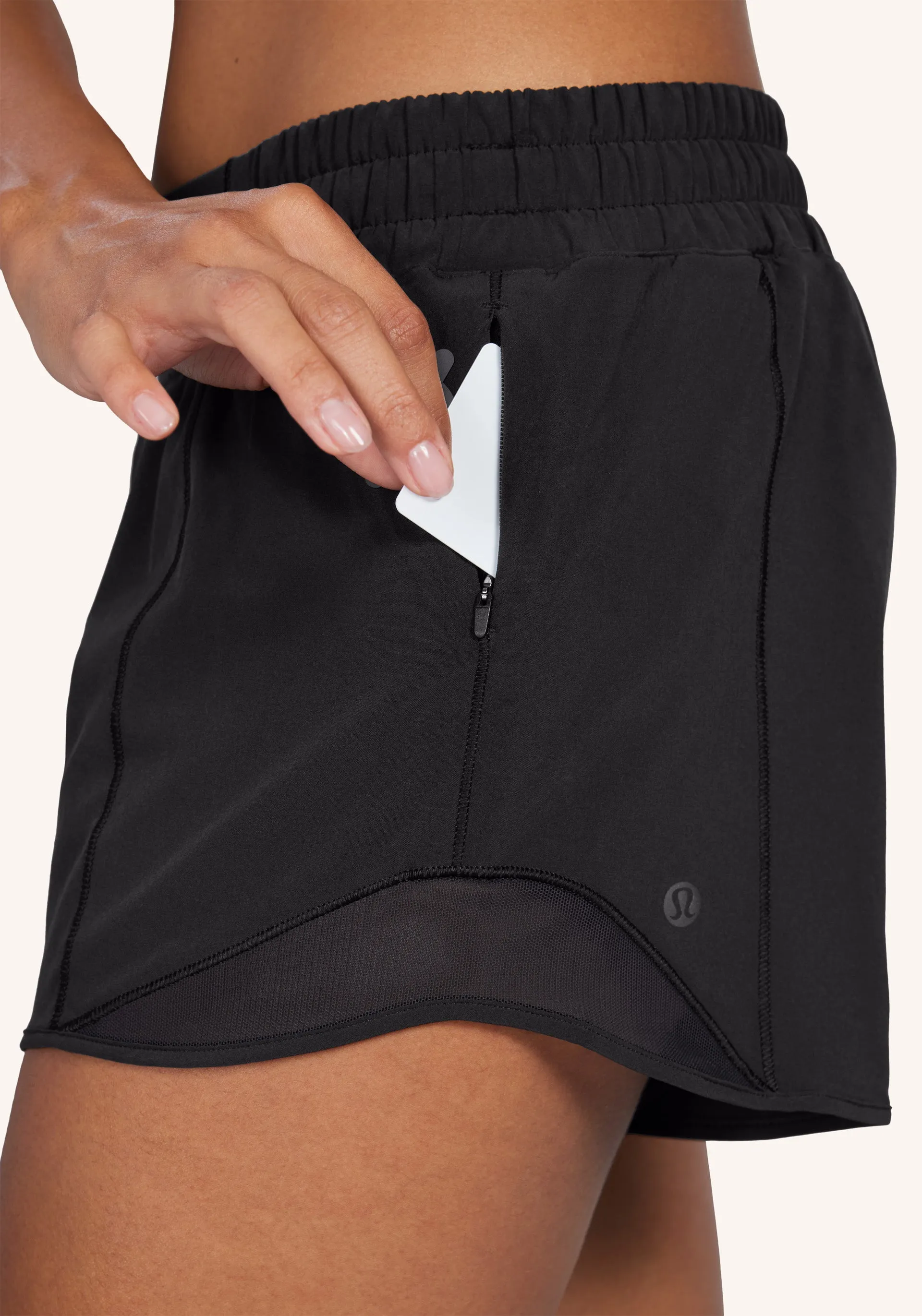 Elastic Waistband Design Temperature Regulating Fibers Hotty Hot Low-Rise Lined Short 4"