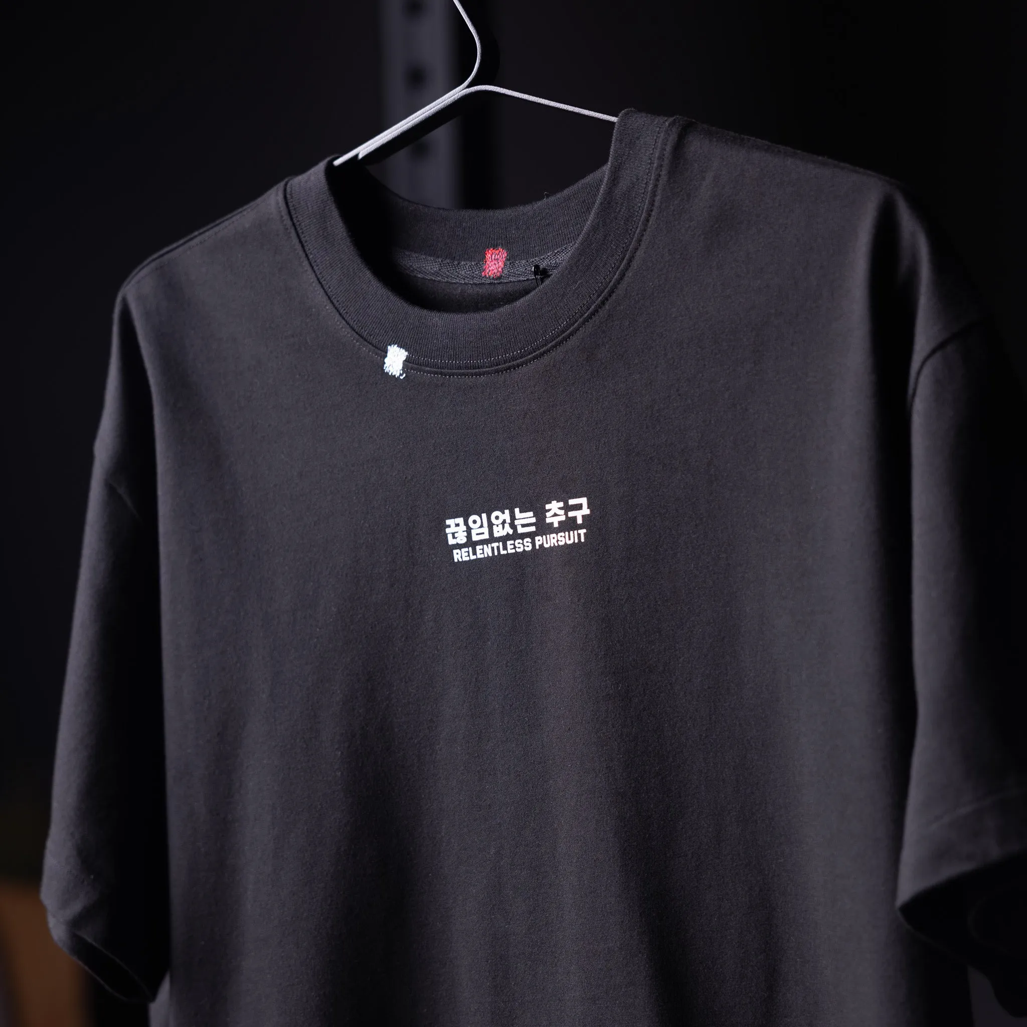 0797. Tech Essential? Relaxed Tee - Black "Marble 8" Durable Knit Structure Chic Fashion