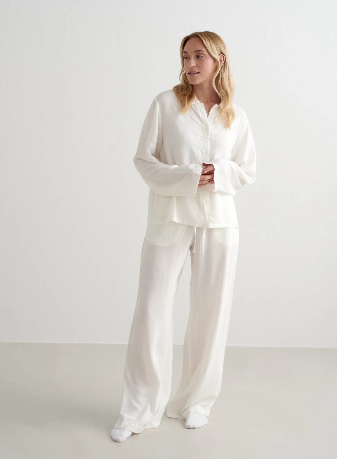 White Pyjama Shirt Glasses Elastic design