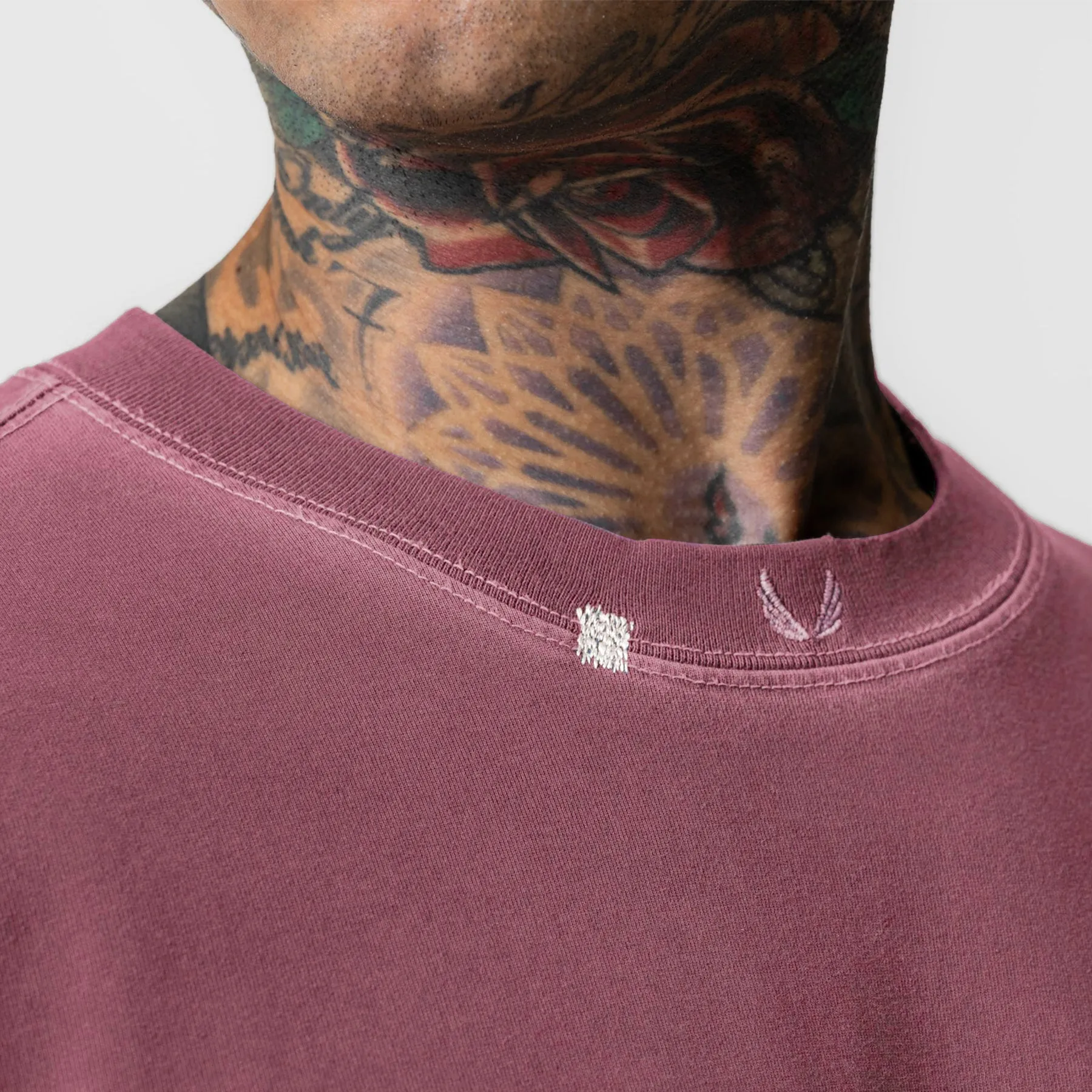Georgette 0851. Tech Essential? Relaxed Long Sleeve - Faded Crimson