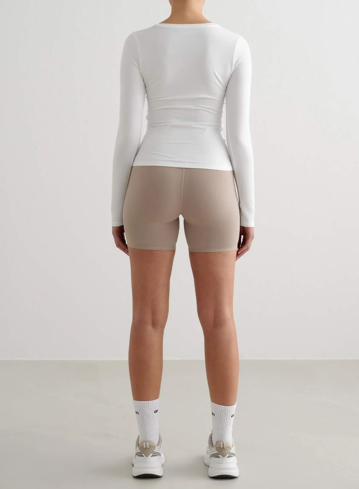 White Soft Basic V-Neck Long Sleeve Elderly Three quarter cuff