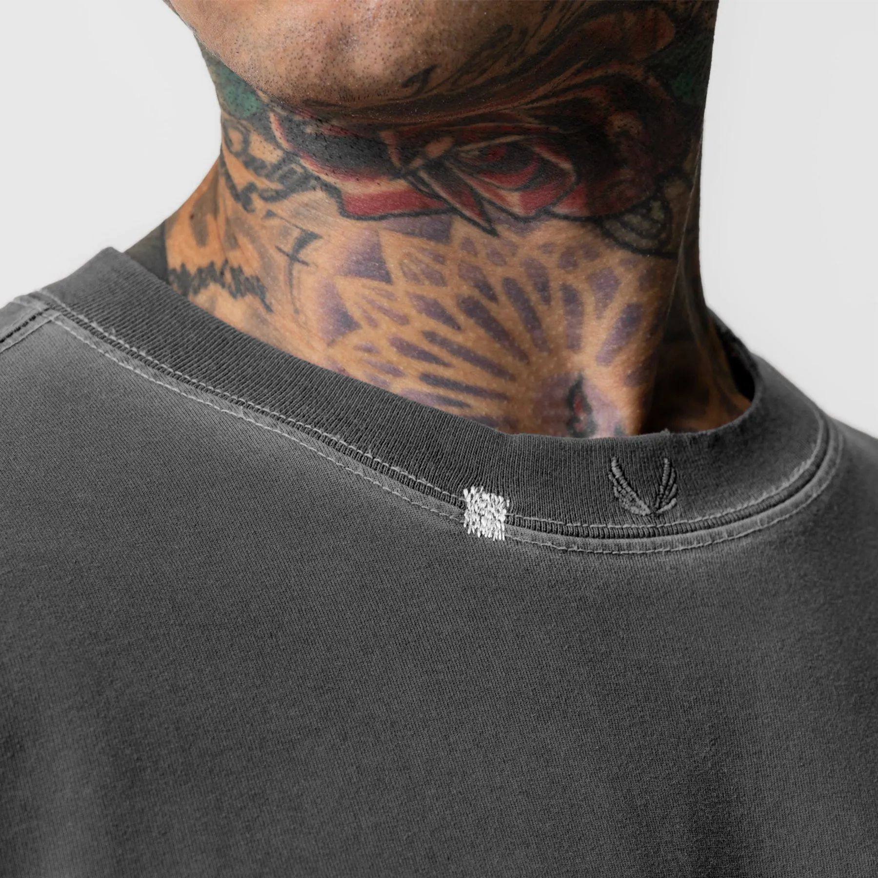 Generic brand 0851. Tech Essential? Relaxed Long Sleeve - Faded Grey