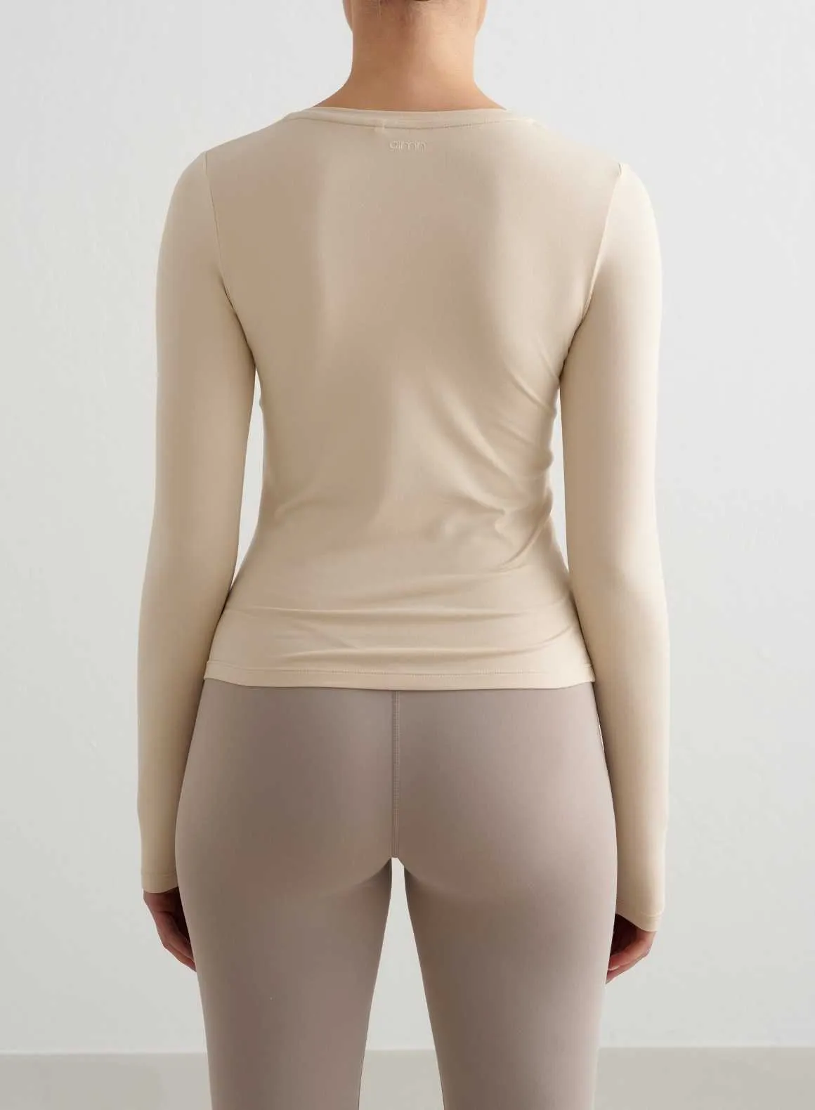 slim Caf?? Au Lait Soft Basic V-Neck Long Sleeve