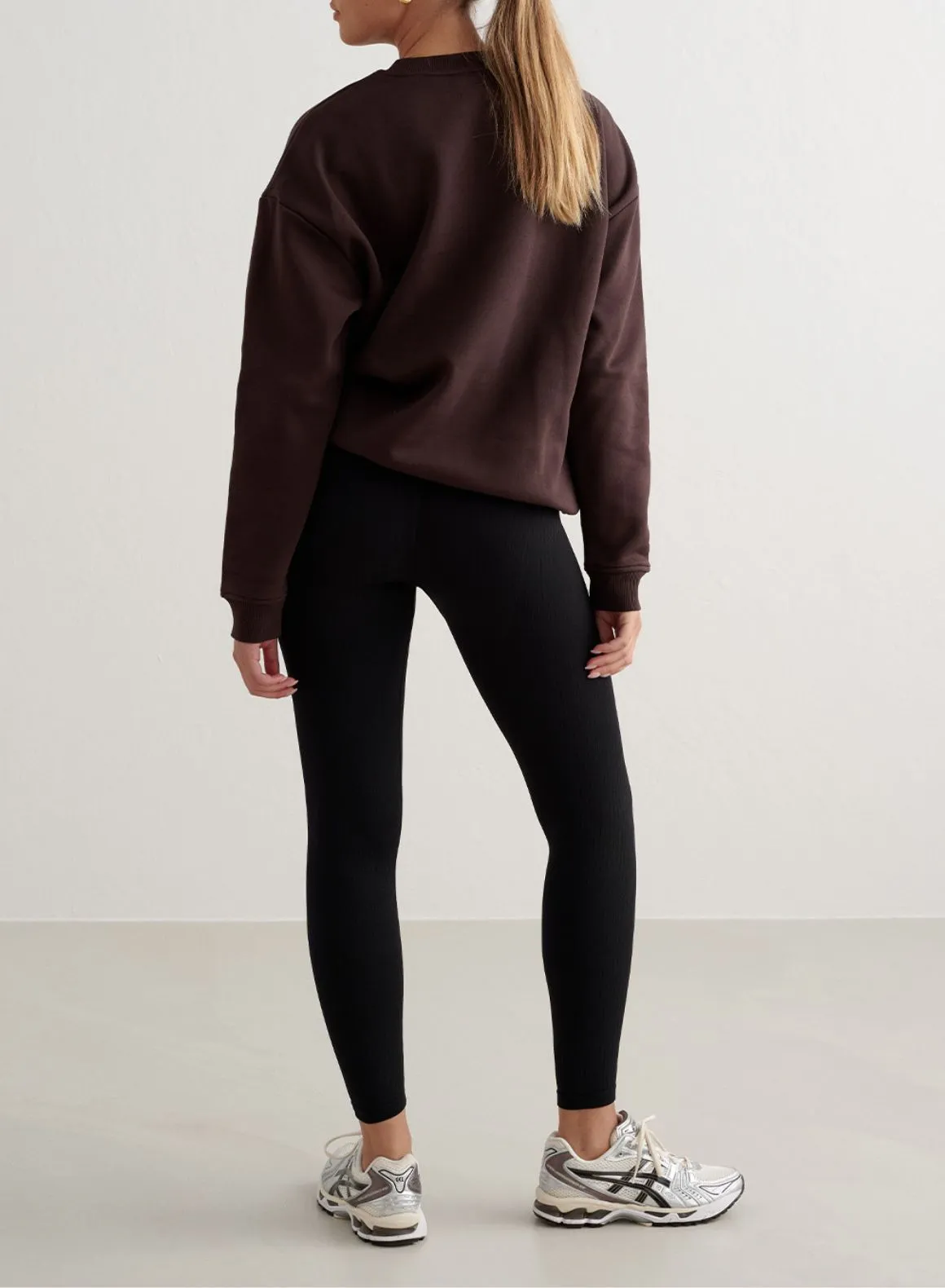 Morning routine Cacao Serif Sweatshirt