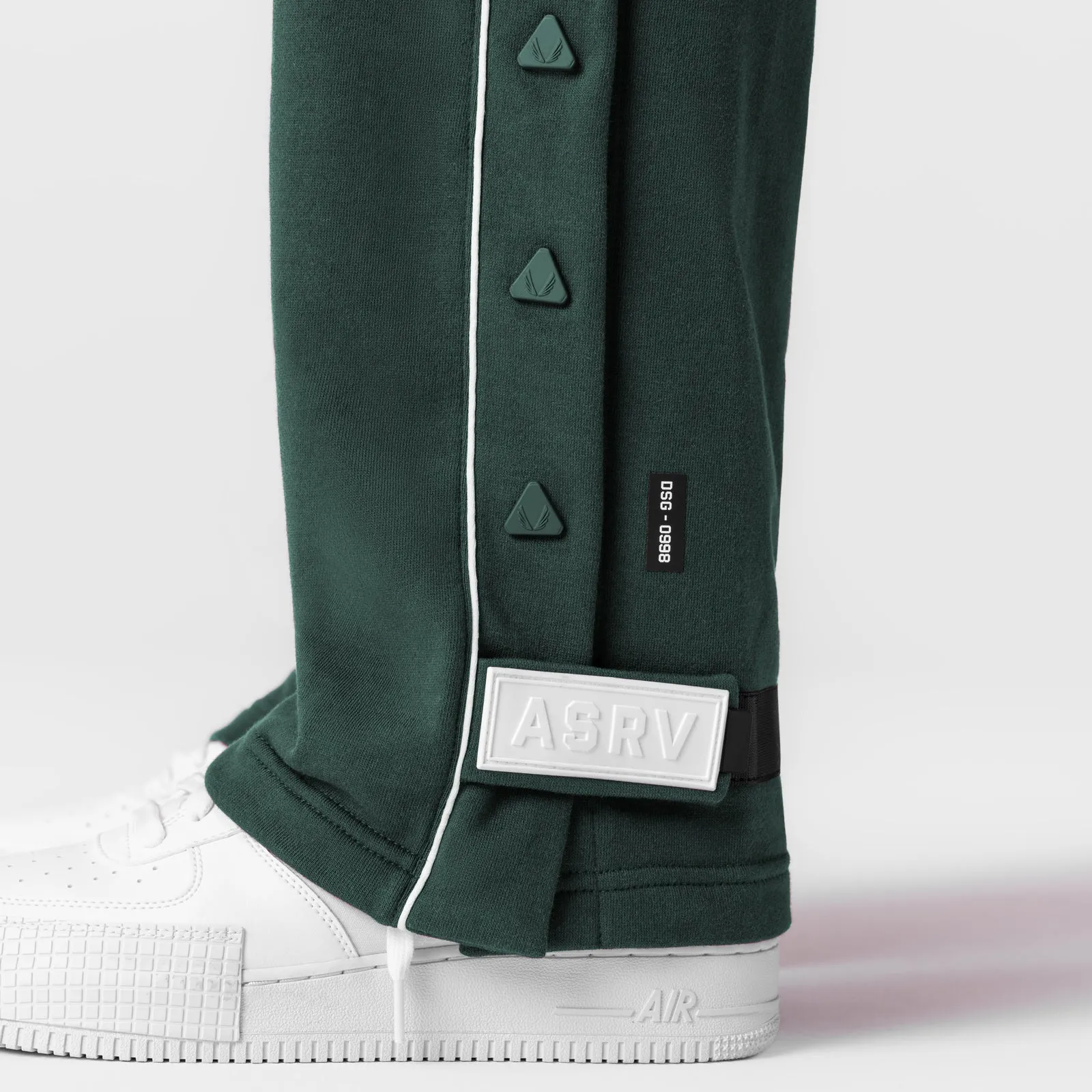 Smooth Finish Durable Stitching 0998. Herringbone Terry Snap Button Sweats - Forest Green