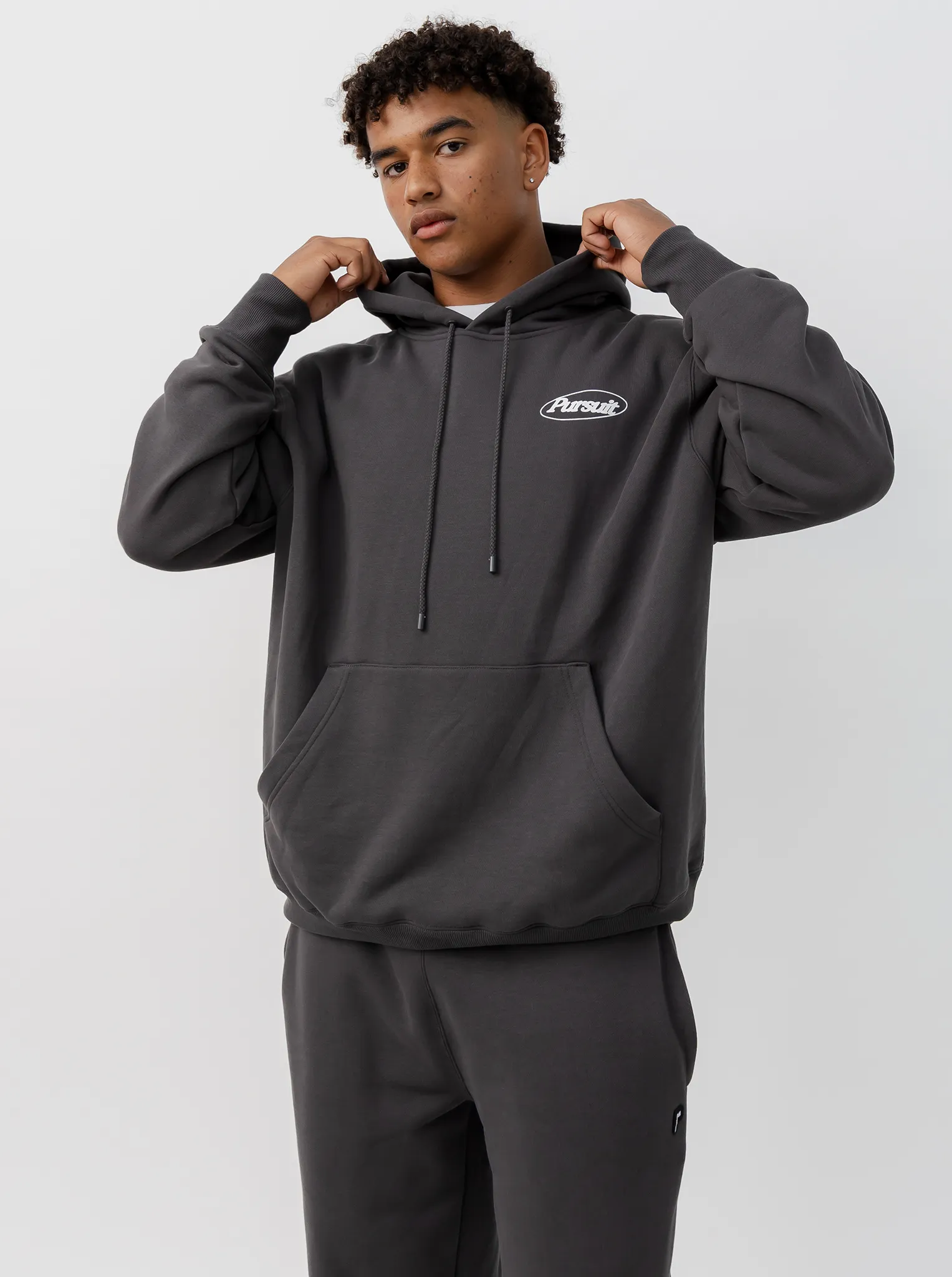 cruise vacation Ergonomic Seams Happiness Heavyweight Pullover In Charcoal