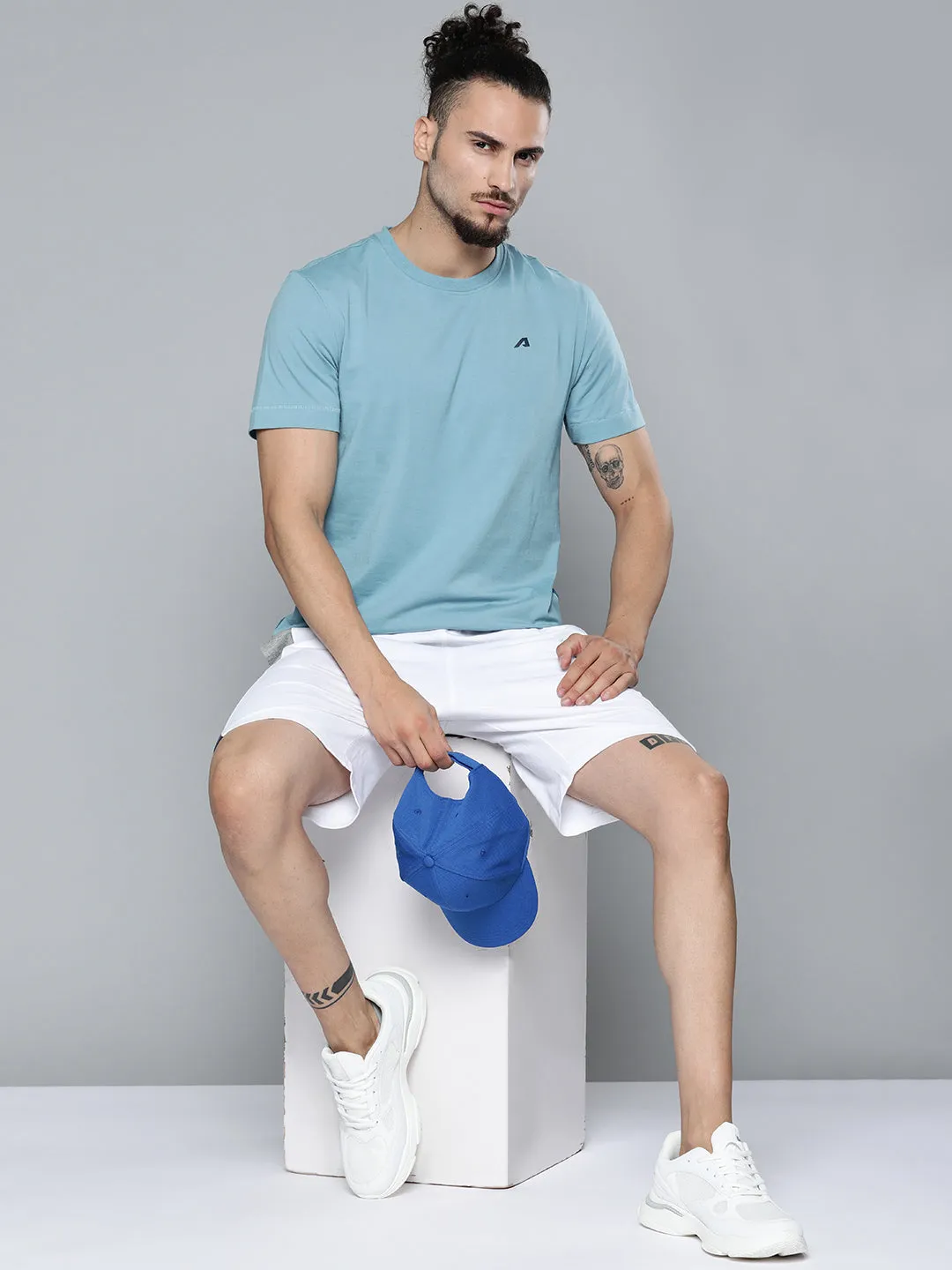 Alcis Men Blue Solid Slim Fit Gym T-shirt QuickRelease Closures slim fit