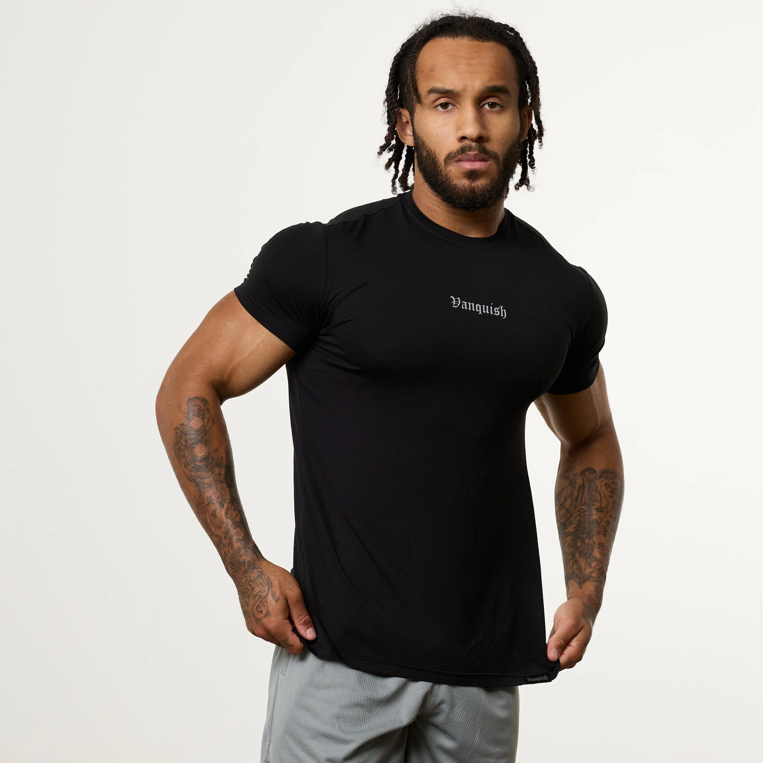 Seasonal Smart City Fashion Look Vanquish Ultra Soft Black Slim Fit T Shirt
