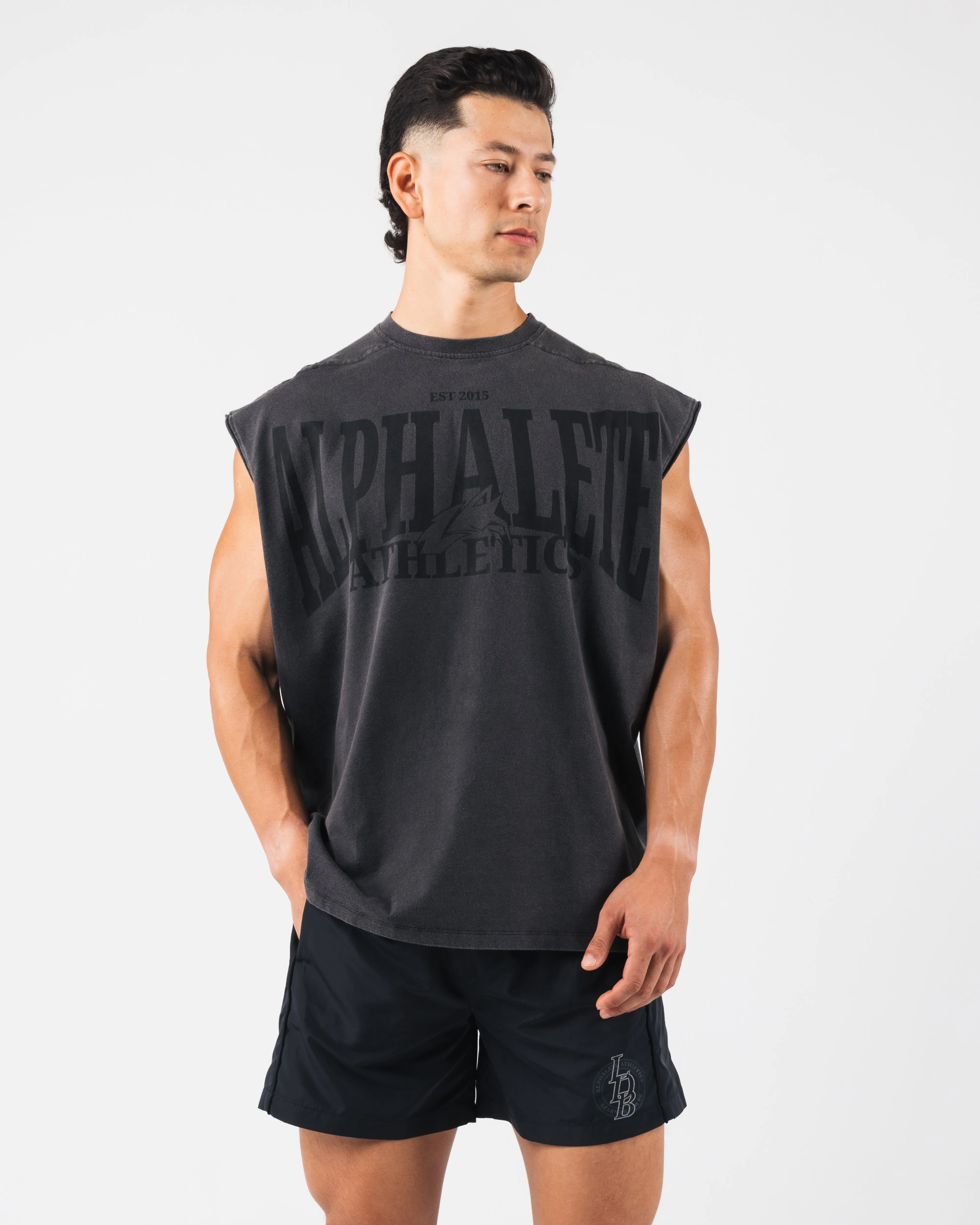 Vintage Muscle Tank - Black suitable for professionals